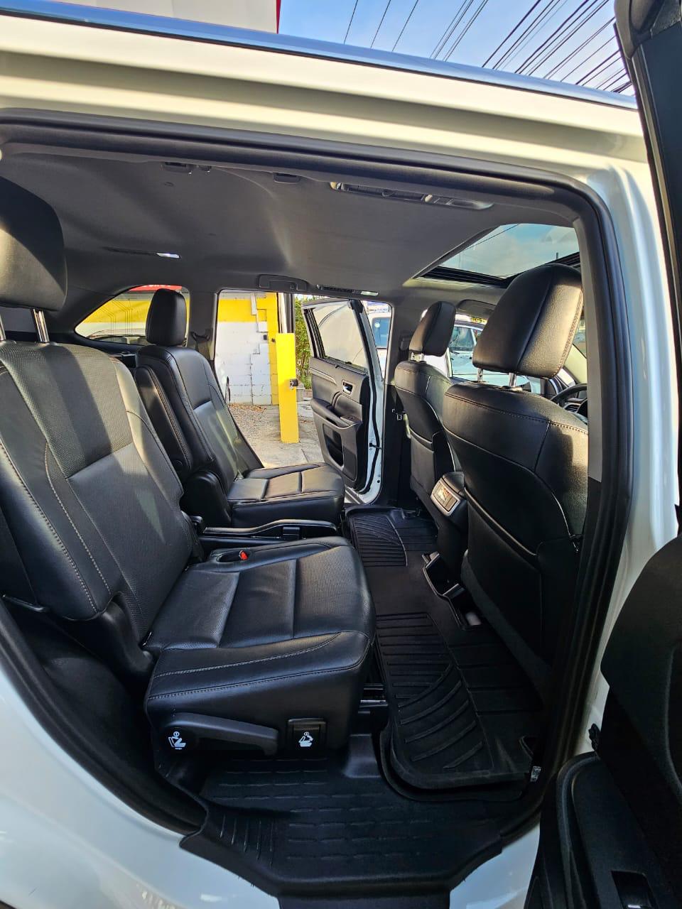 jeepetas y camionetas - Toyota Highlander Limited 2019 6