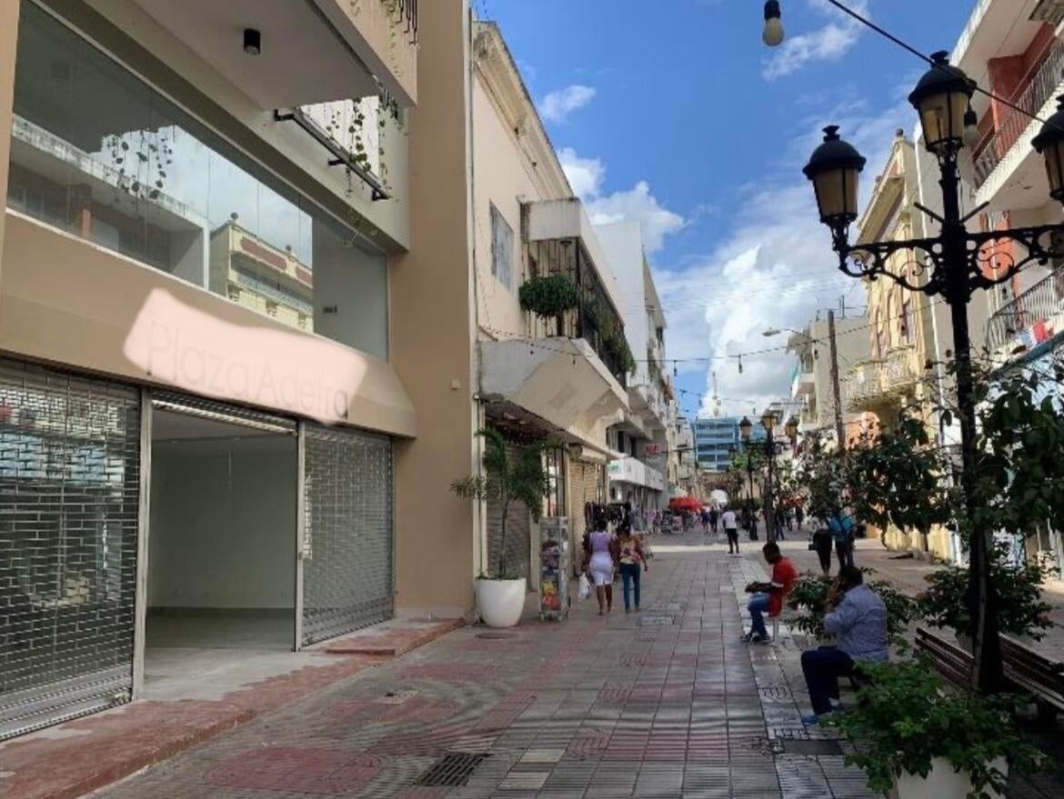 oficinas y locales comerciales - Nueva Plaza Comercial con Segundo Nivel en Alquiler local Comercial  8