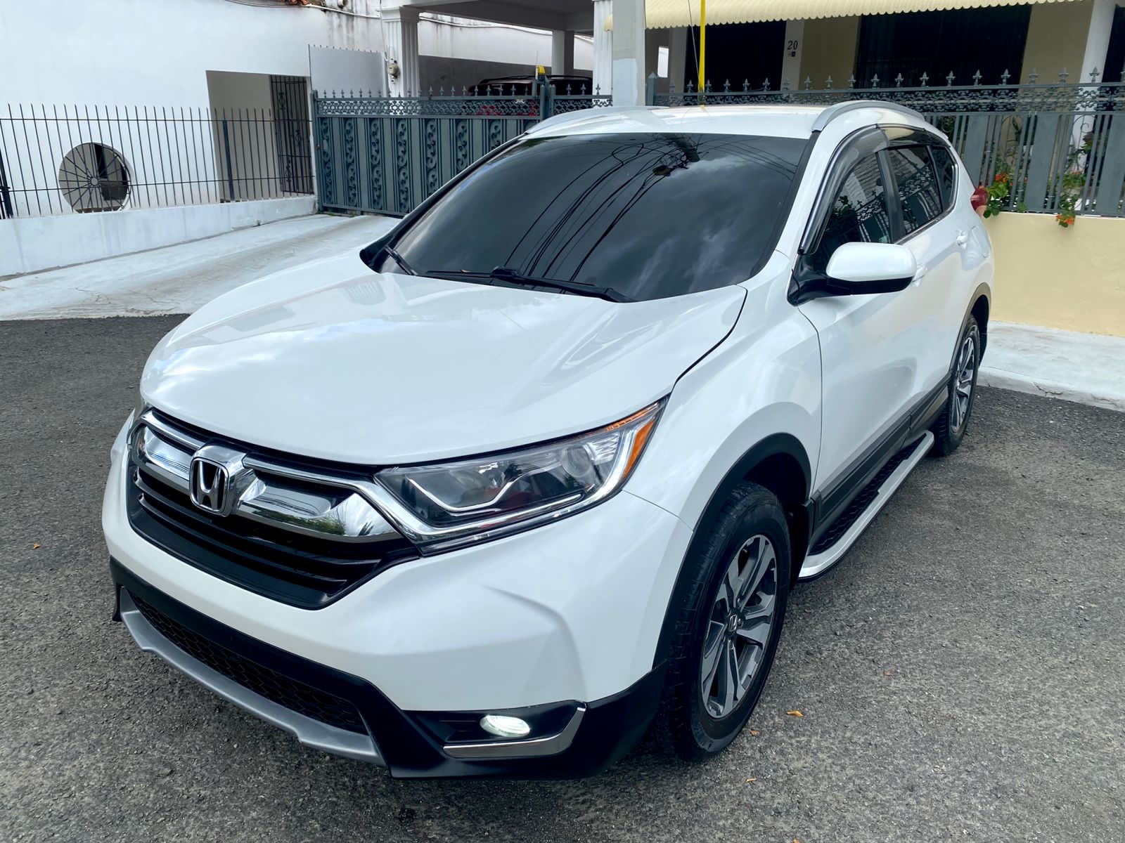 jeepetas y camionetas - Honda crv lx 2019 clean  0