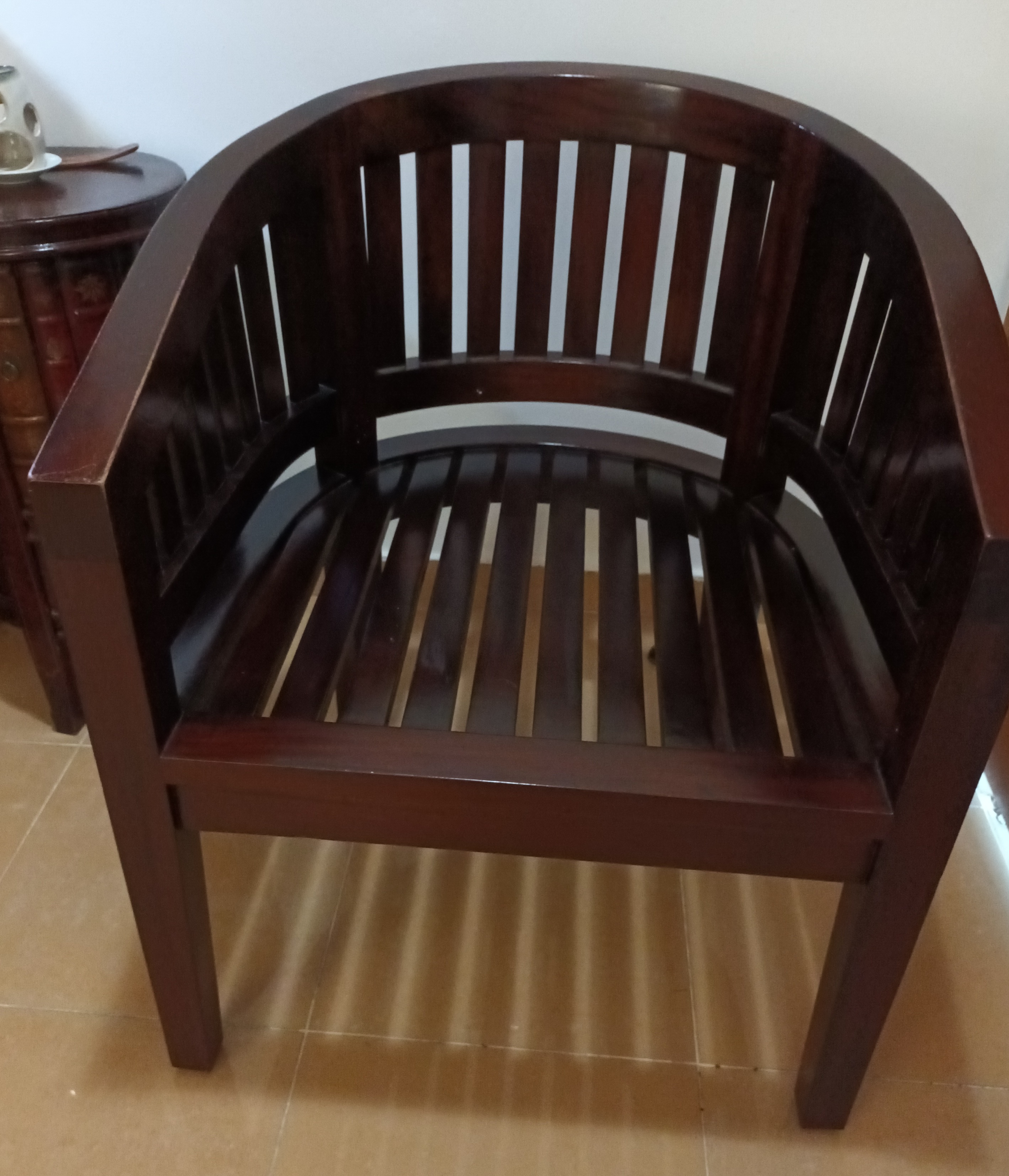 muebles y colchones - 2 BUTACAS MADERA NOGAL 2