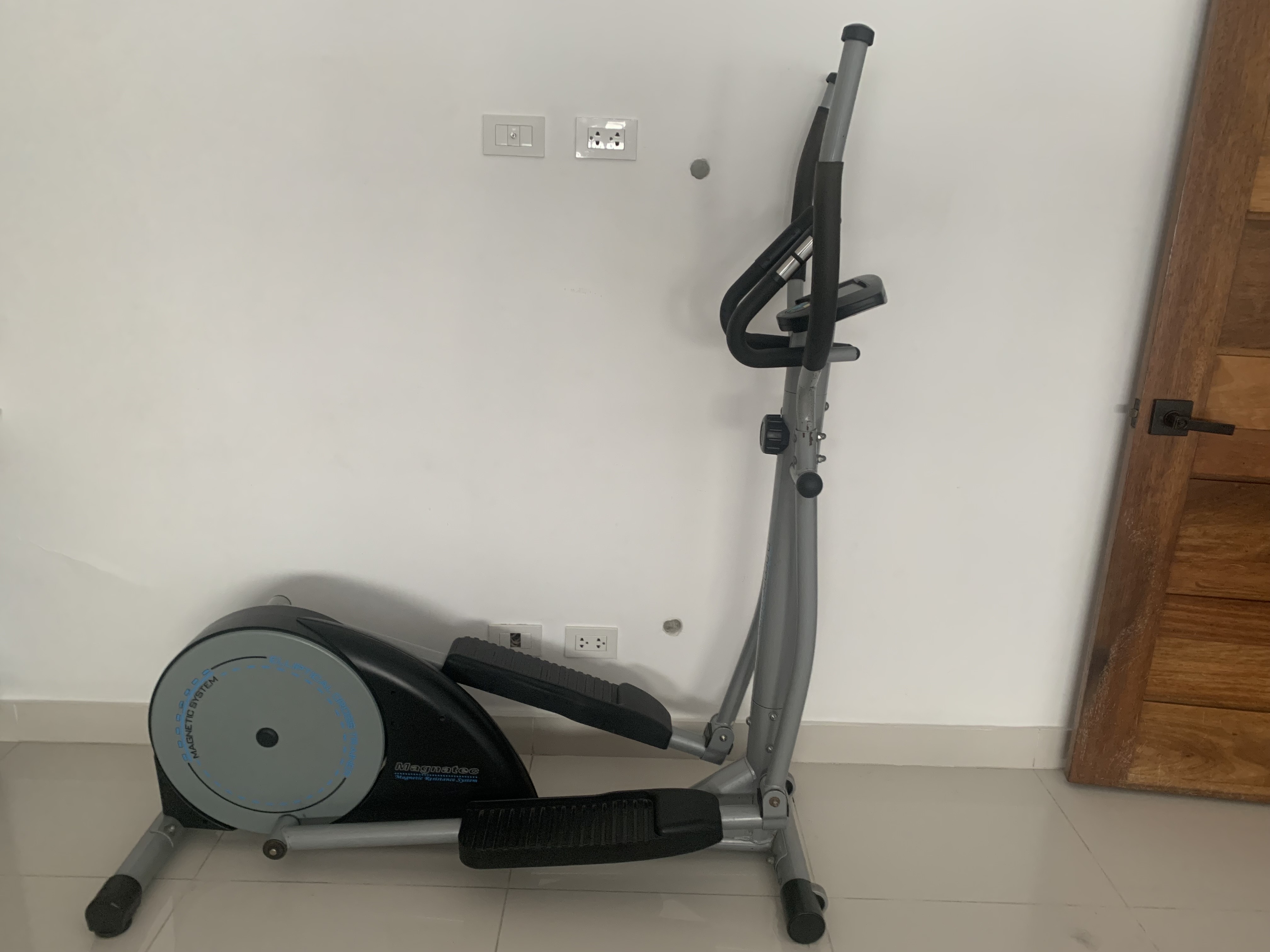 deportes - Eliptica Magnatec Infiniti 0