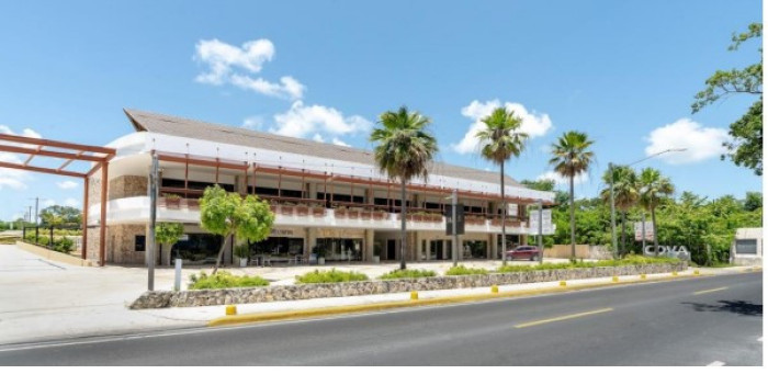 otros inmuebles - Alquiler local en Bávaro próximo a Downtown 2