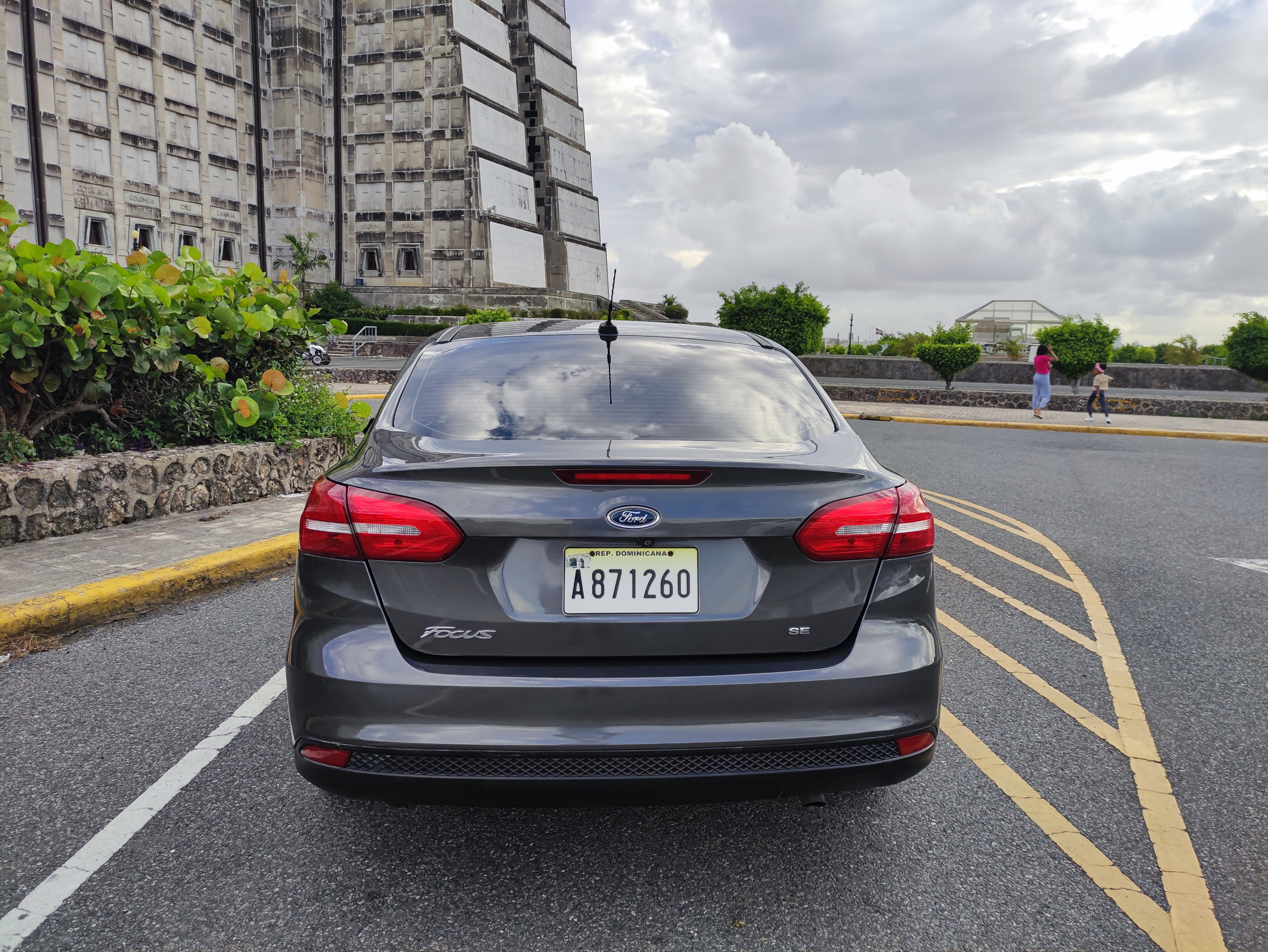 carros - Ford Focus SE 2015, en excelente condiciones financiamiento disponible  3