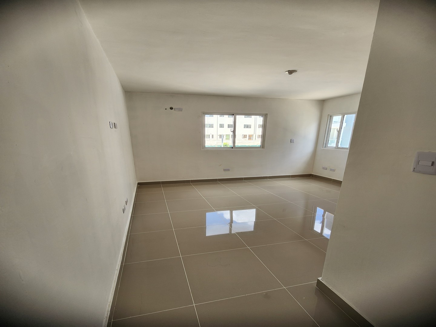 apartamentos - Apto en alquiler, nuevo a estrenar, a 5 minutos de la embajada, 2 habitaciones 9