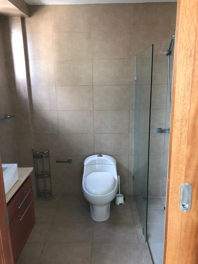 apartamentos - Se vende apartamento en Evaristo Morales 3