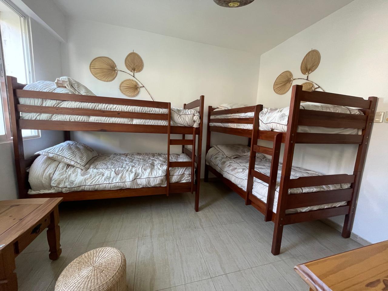 muebles y colchones - Camarotes de madera. Perfectas condiciones! Negoci 1