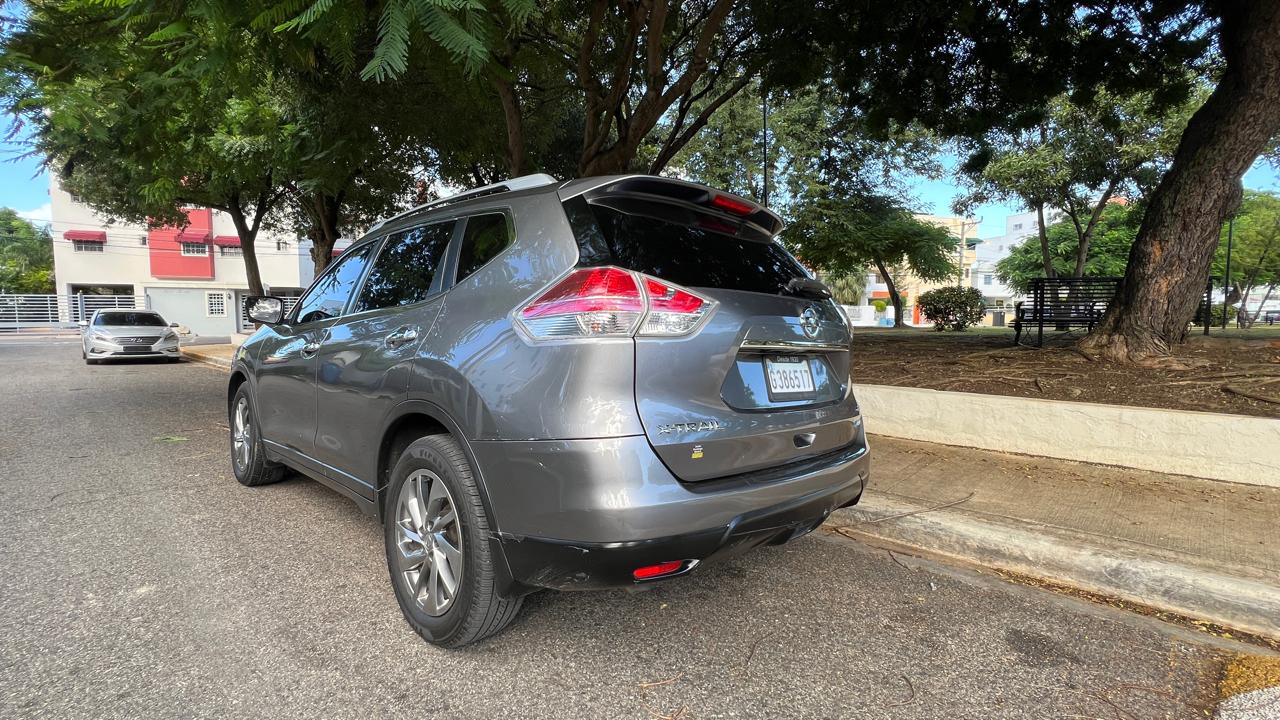 jeepetas y camionetas - Nissan X-Trail 2017 kilometraje original 5