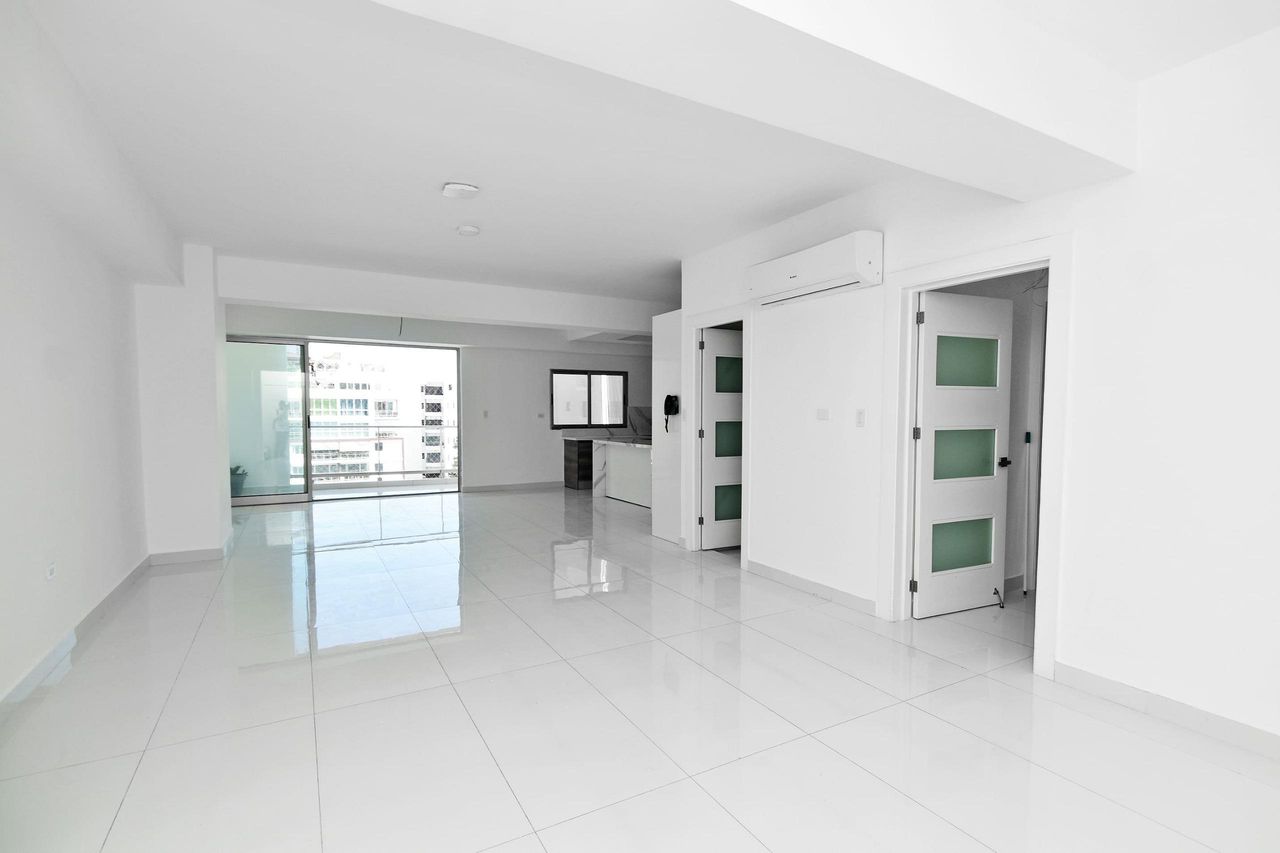 apartamentos - Espectacular apartamento en Urbanización Real! 3