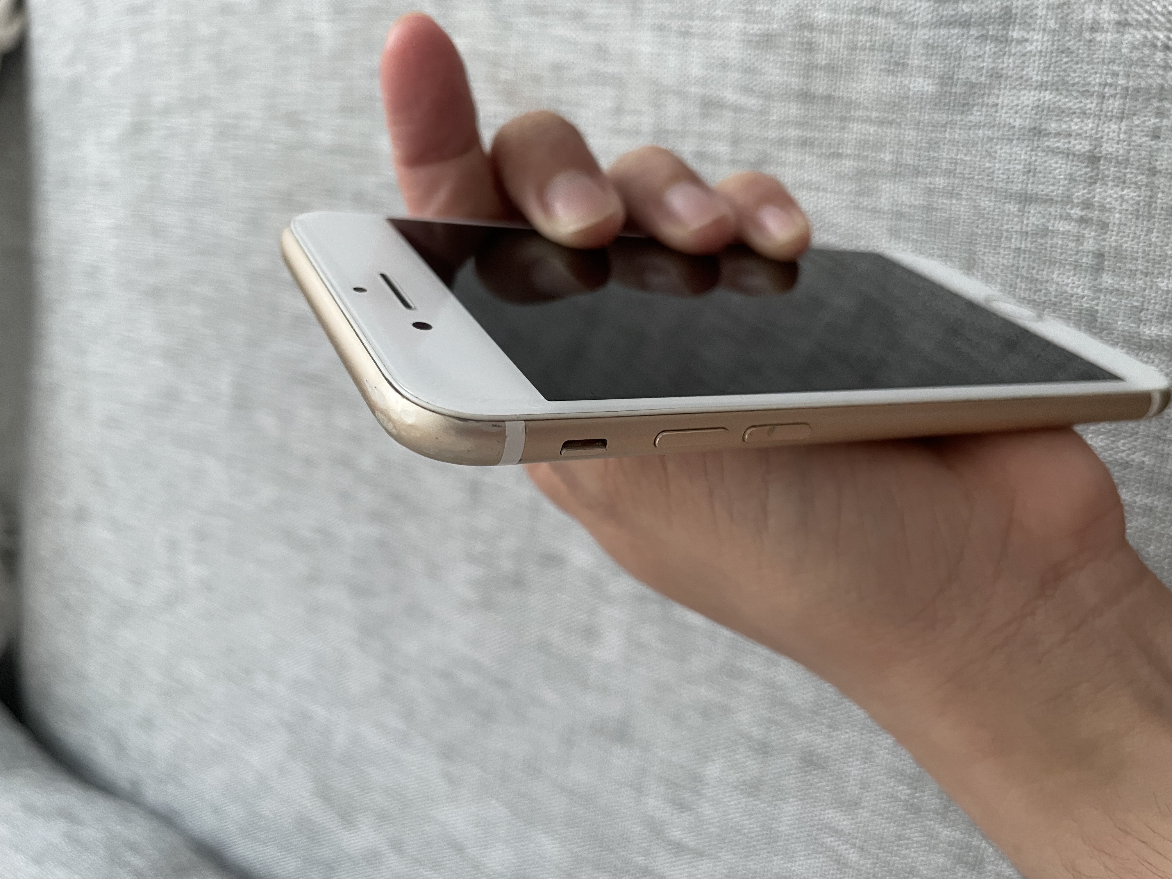 celulares y tabletas - iPhone 7 Dorado – Buen estado – RD$5000 negociable 4