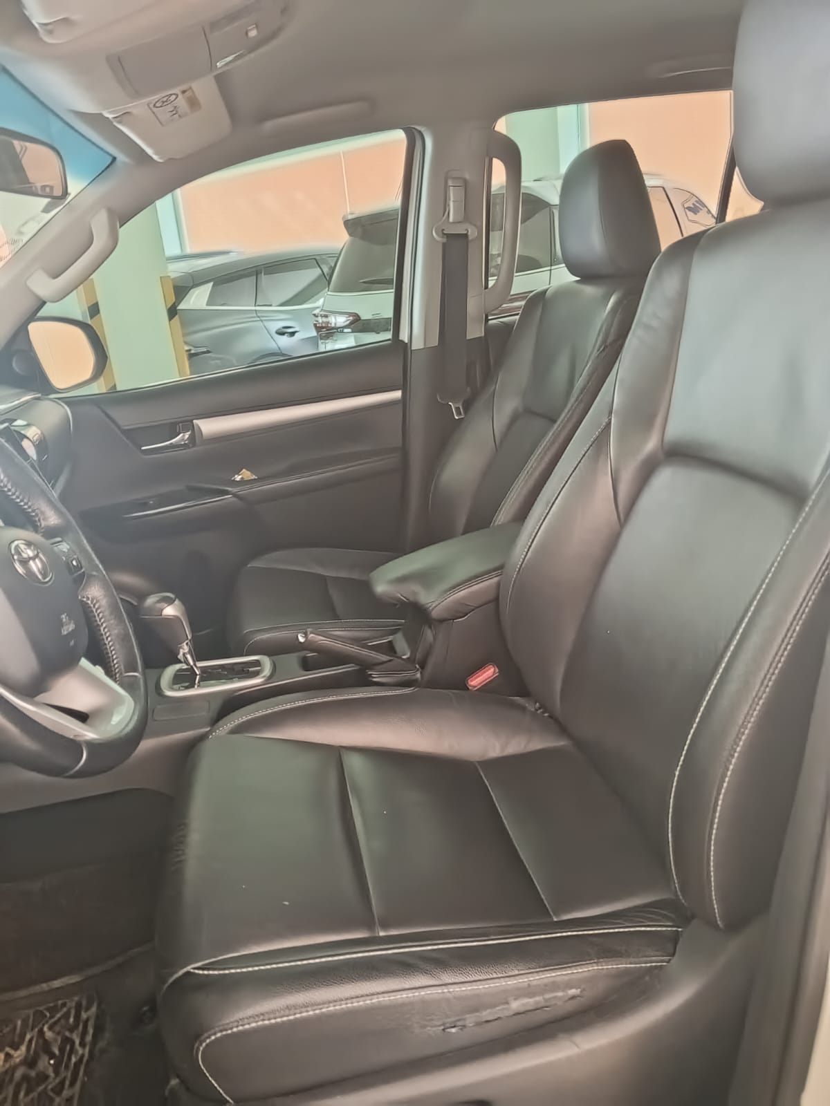 jeepetas y camionetas - Toyota hilux 2018 4