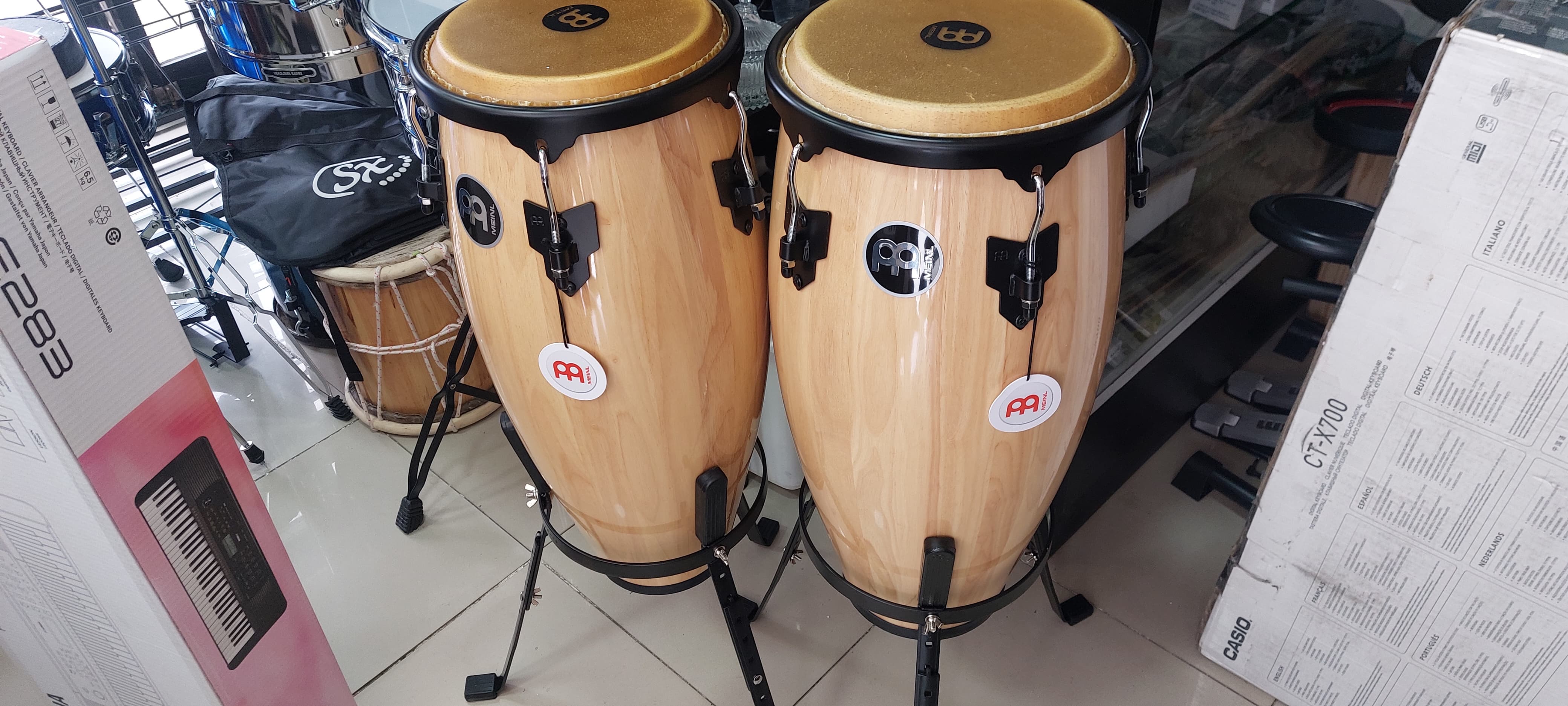 instrumentos musicales - CONGA MEINL PROFESIONAL 11 Y 12 EN OFERTA 0