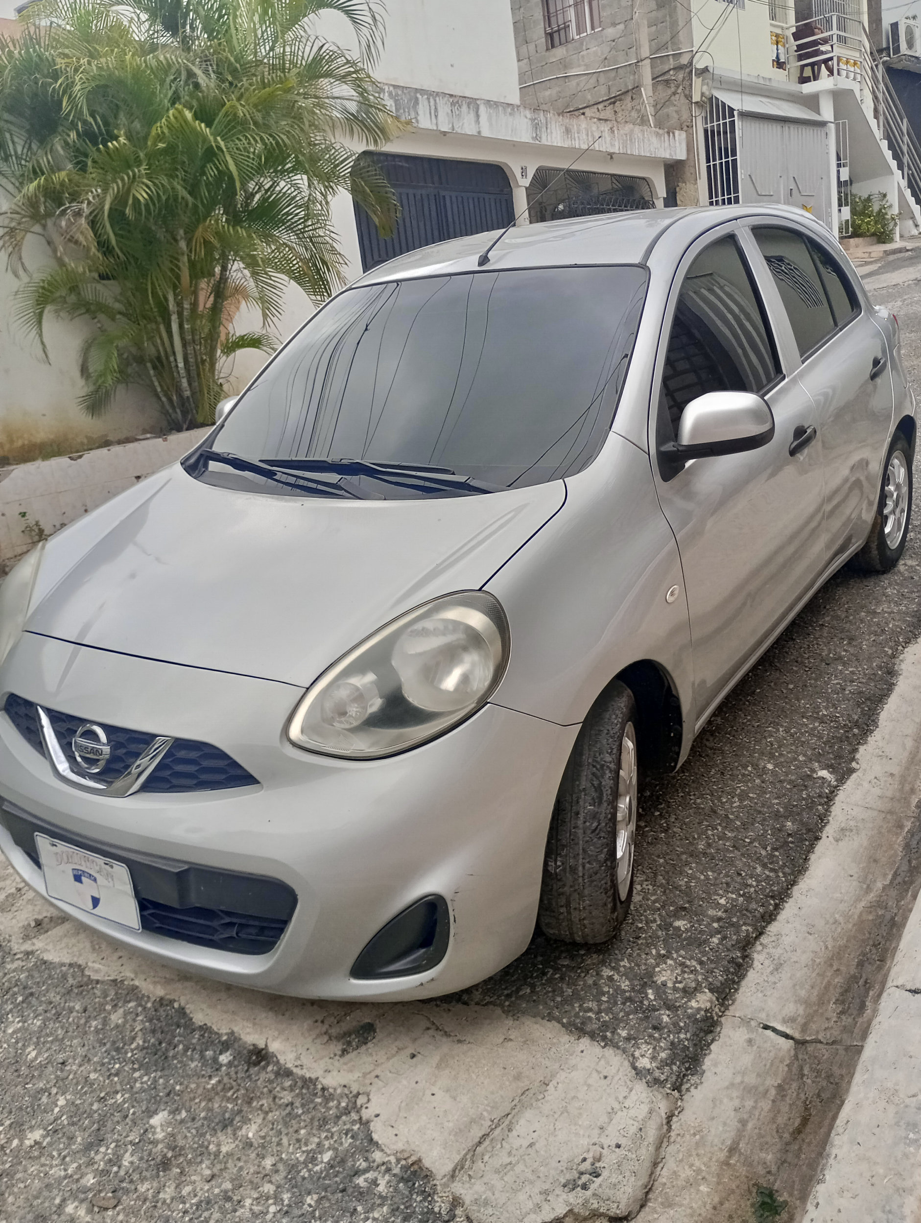carros - Nissan March 2015 1