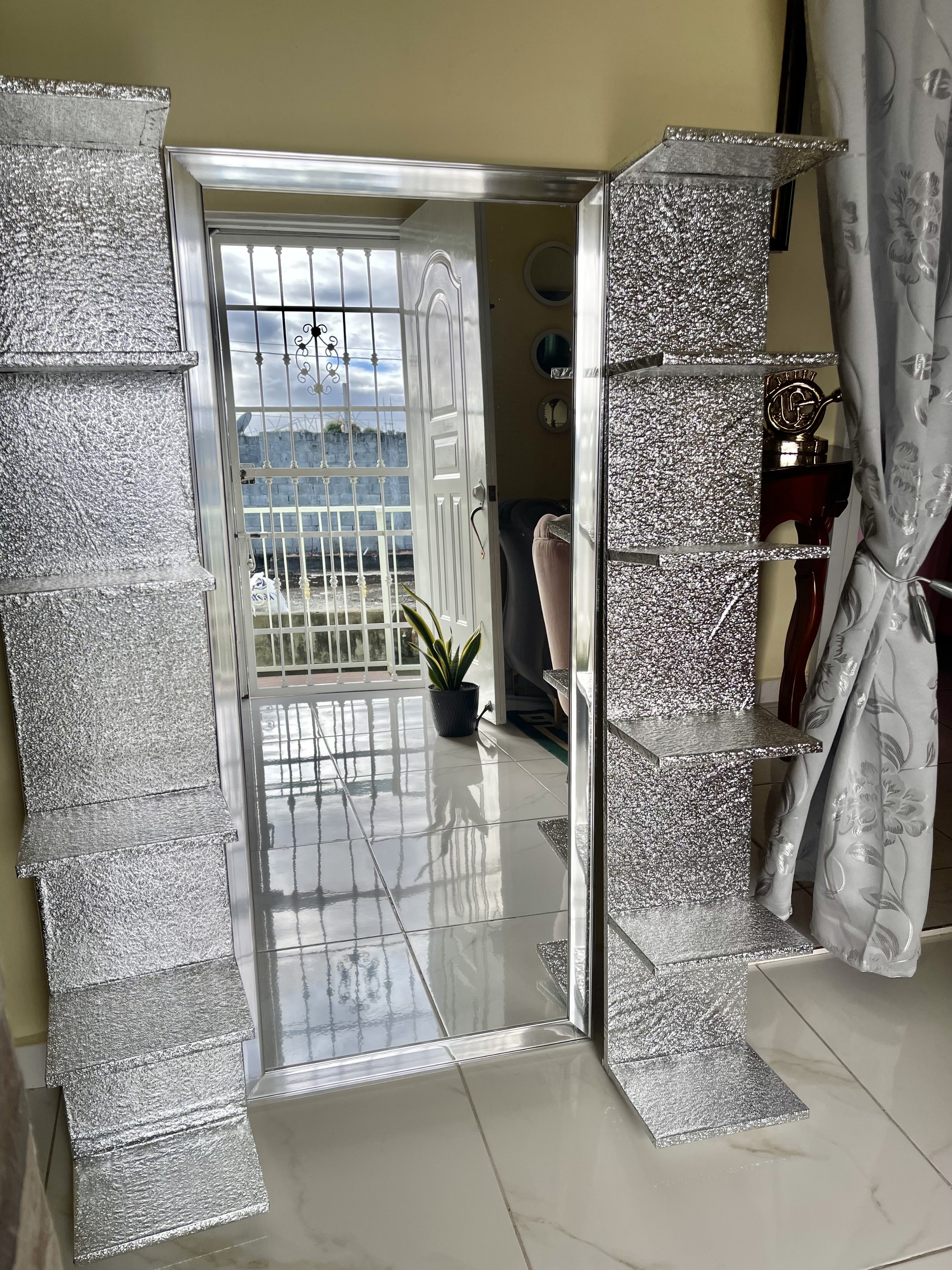 decoración y accesorios - espejo grande mas estantes  1
