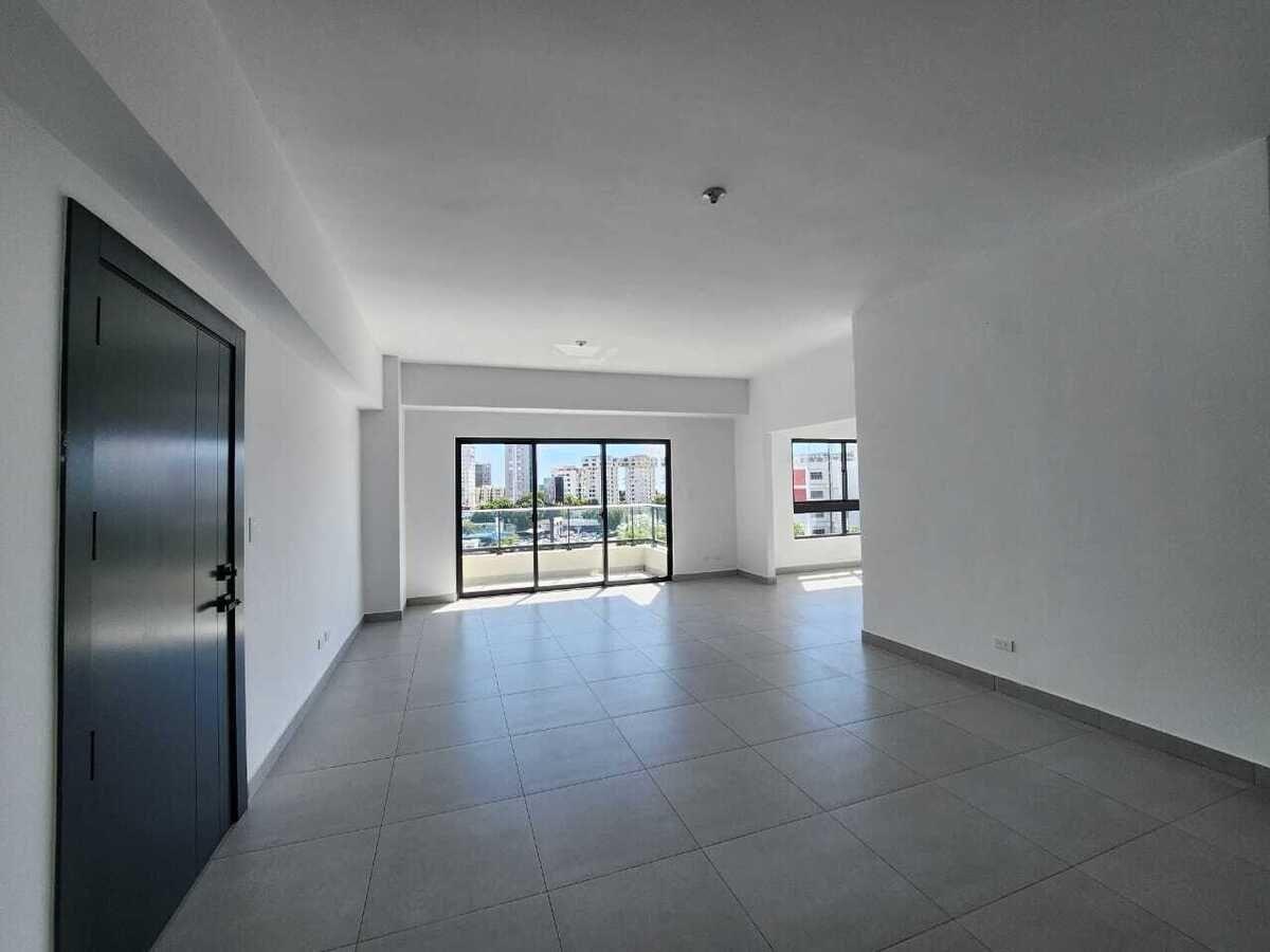 apartamentos - Se vende Apartamento Torre nueva con Piscina Naco 8