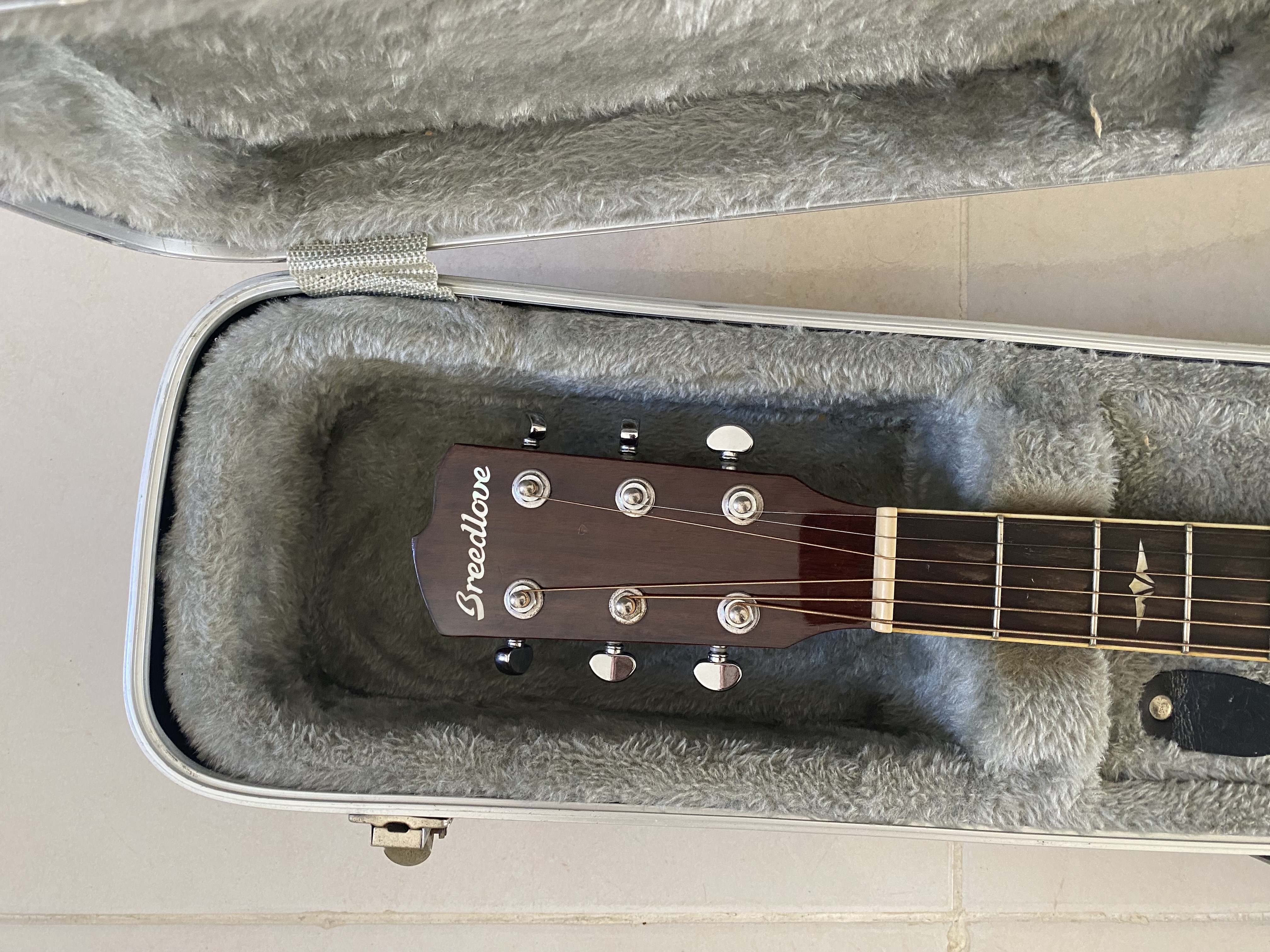 instrumentos musicales - En venta Guitarra Electroacústica Breedlove Americana con Hard Case  2