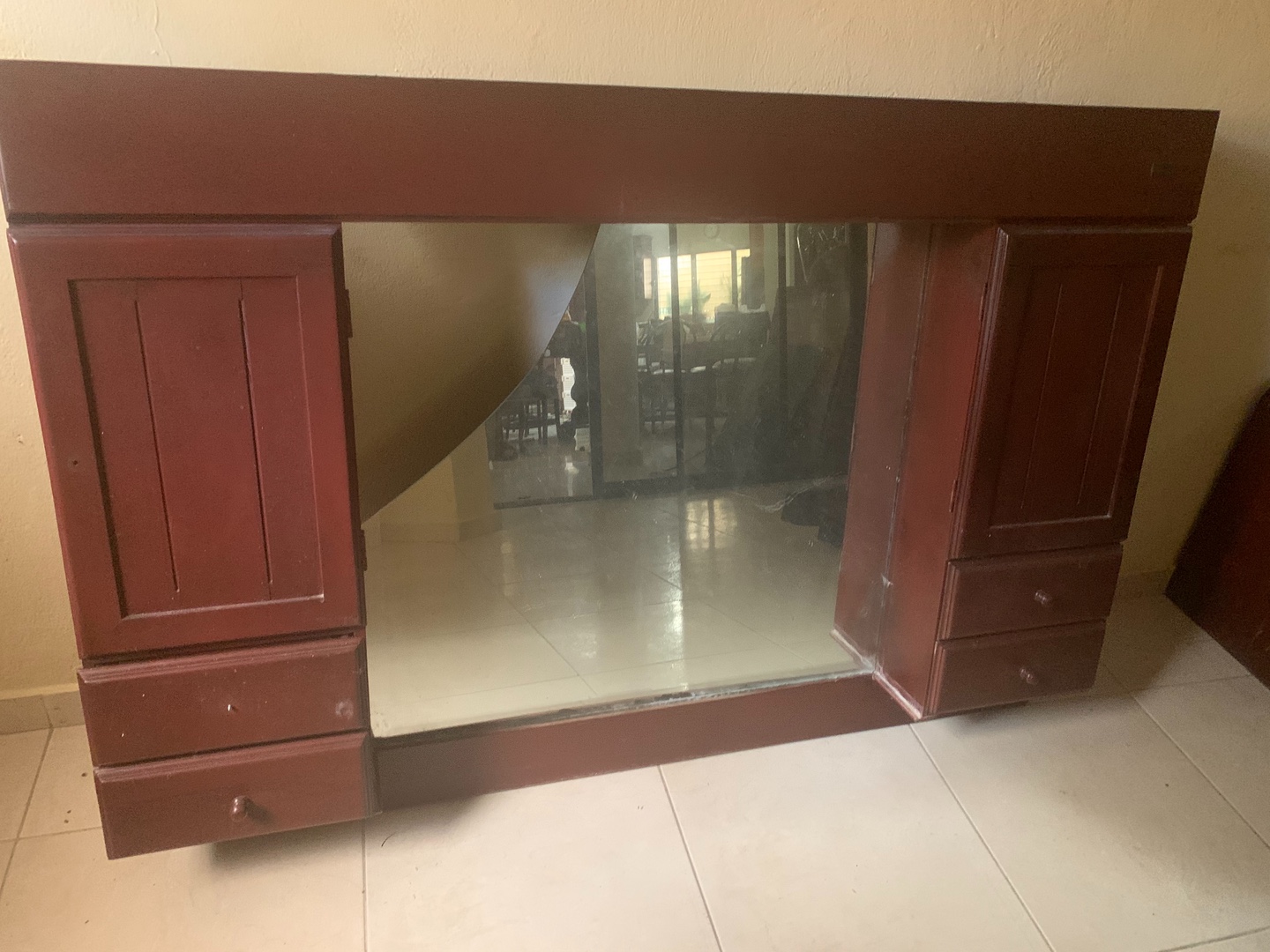 muebles y colchones - Botiquín caoba 4800
Oportunidad!!!! 3