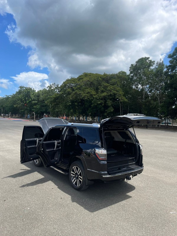 jeepetas y camionetas - Toyota 4runner 2017 3