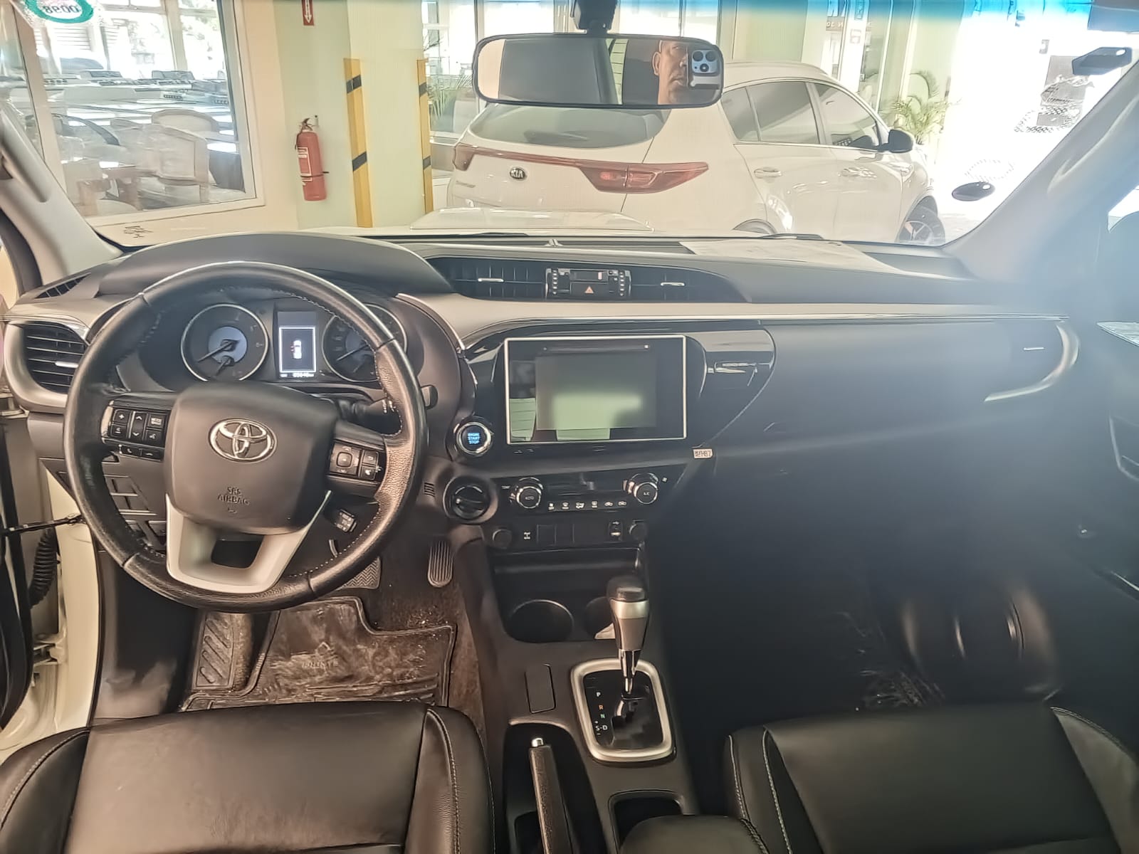 jeepetas y camionetas - Toyota hilux 2018 5