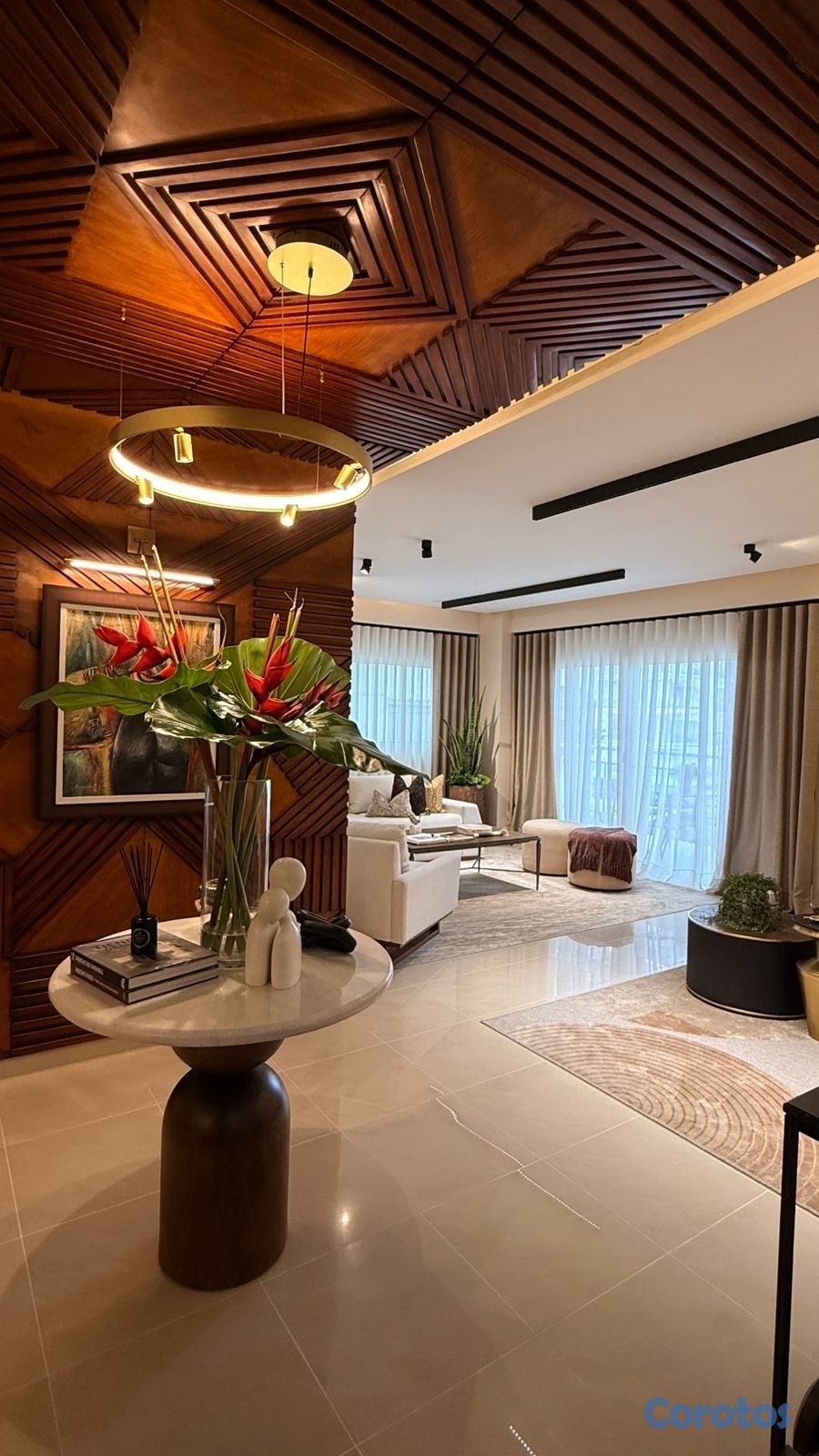 apartamentos - vendo los cacicazgos piso 5 con o sin muebles tres habitaciones dos parqueos  1