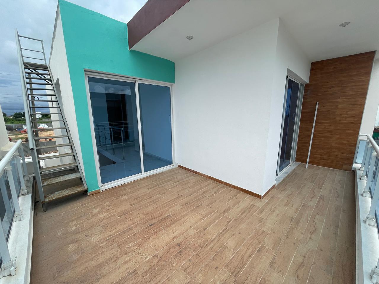 apartamentos - CASAS DE 2 NIVELES COMPLEJO CERRADO 1426 2