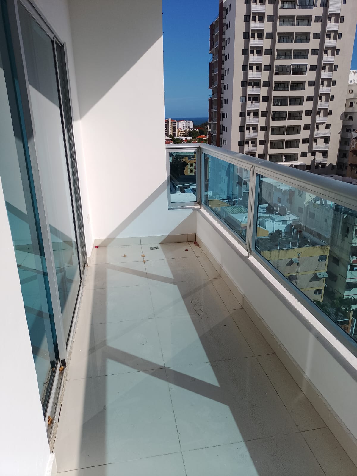 apartamentos -  Apartamento TORRE RUBI 
Bella Vista cerca del Downtown Center en venta alquiler 2
