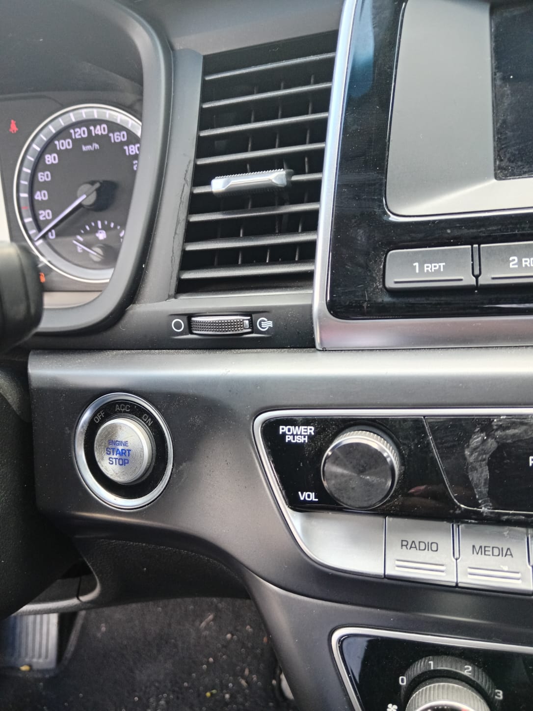 carros - HYUNDAI SONATA NEW RISE 2019 BLANCO 8