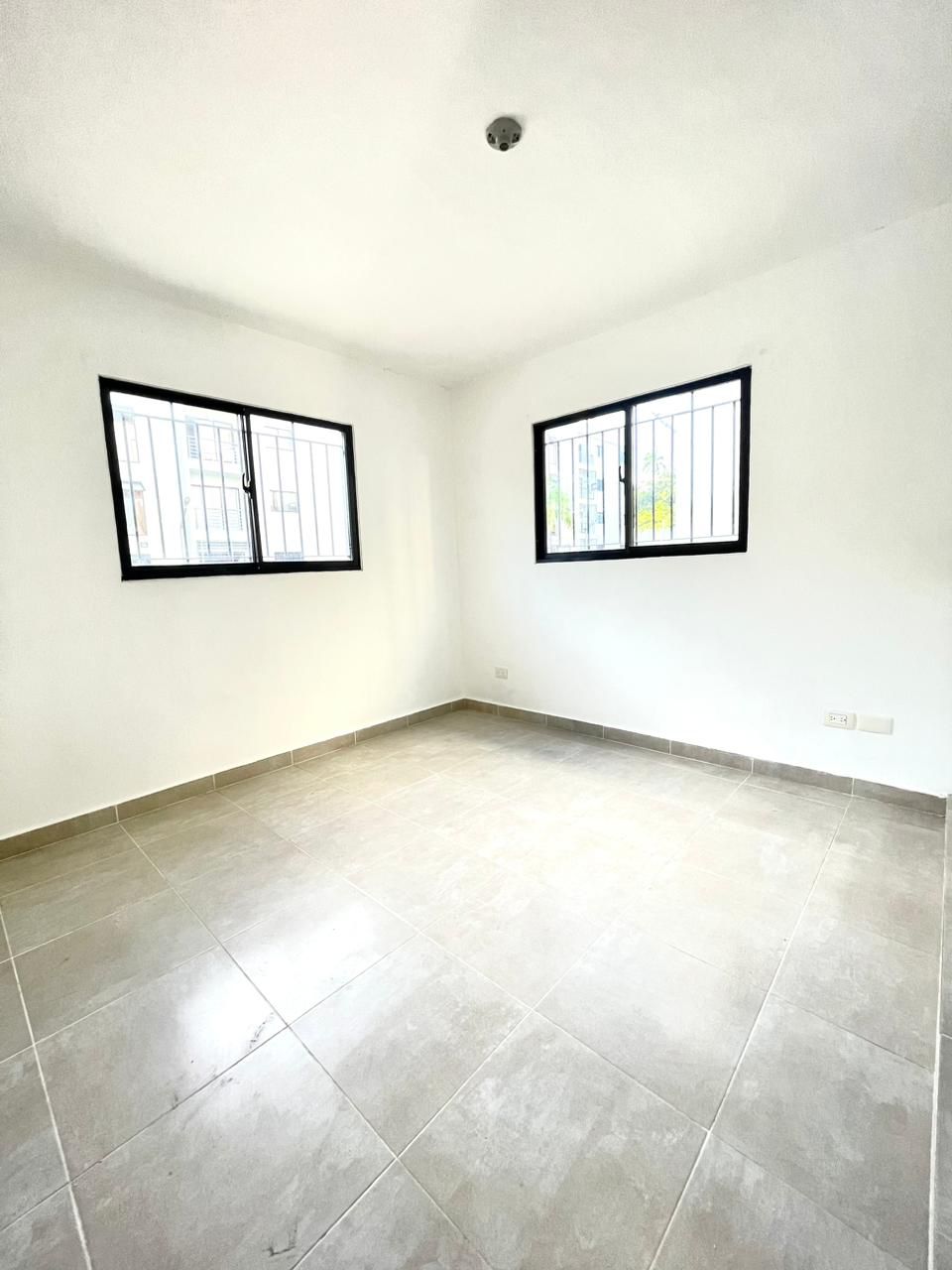 apartamentos -  APARTAMENTO EN VENTA EN LOS RIELES DE GURABO. 4