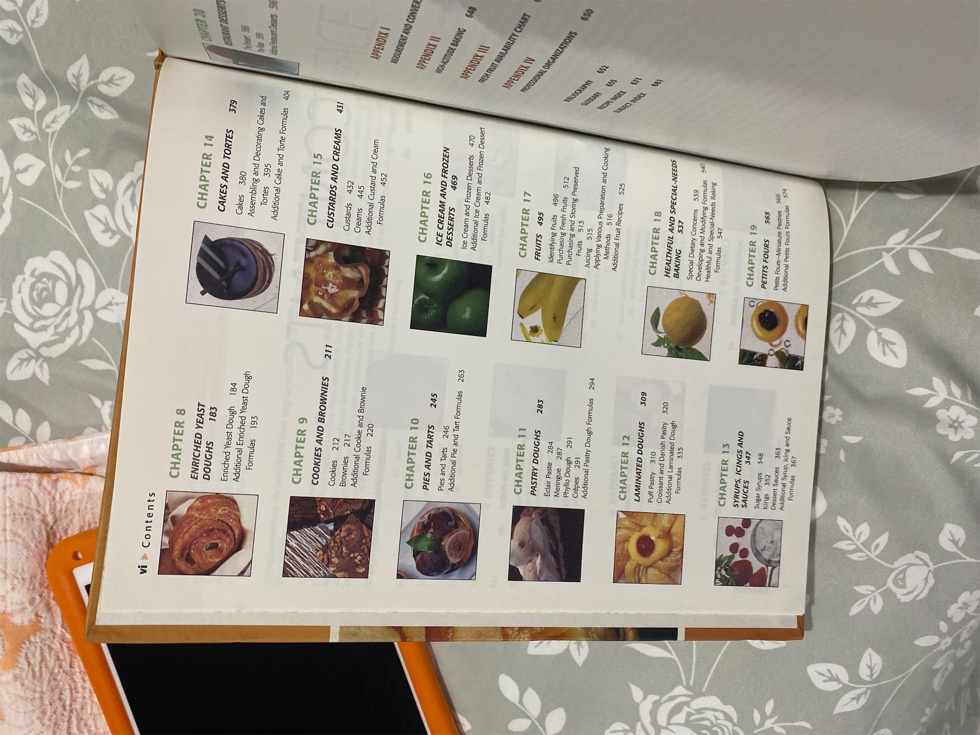 libros y revistas - Libro profesional de Repostería y Panadería “ON BAKING” 2