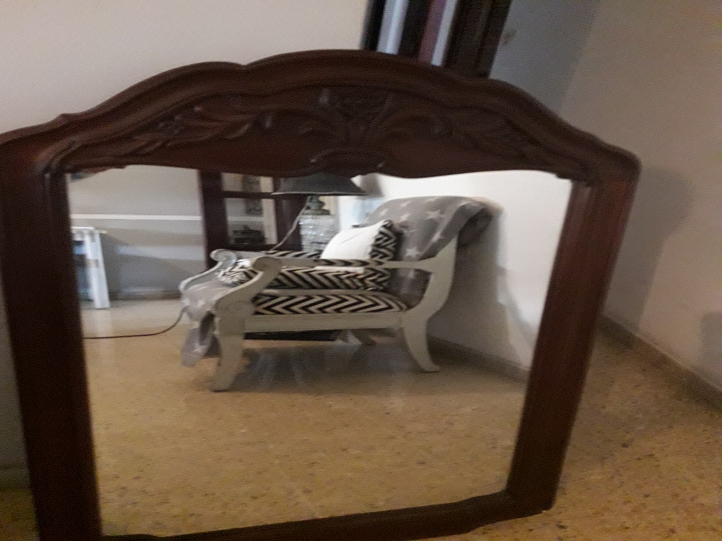 muebles y colchones - Espejo en caoba  6,500 perfectas condiciones 0