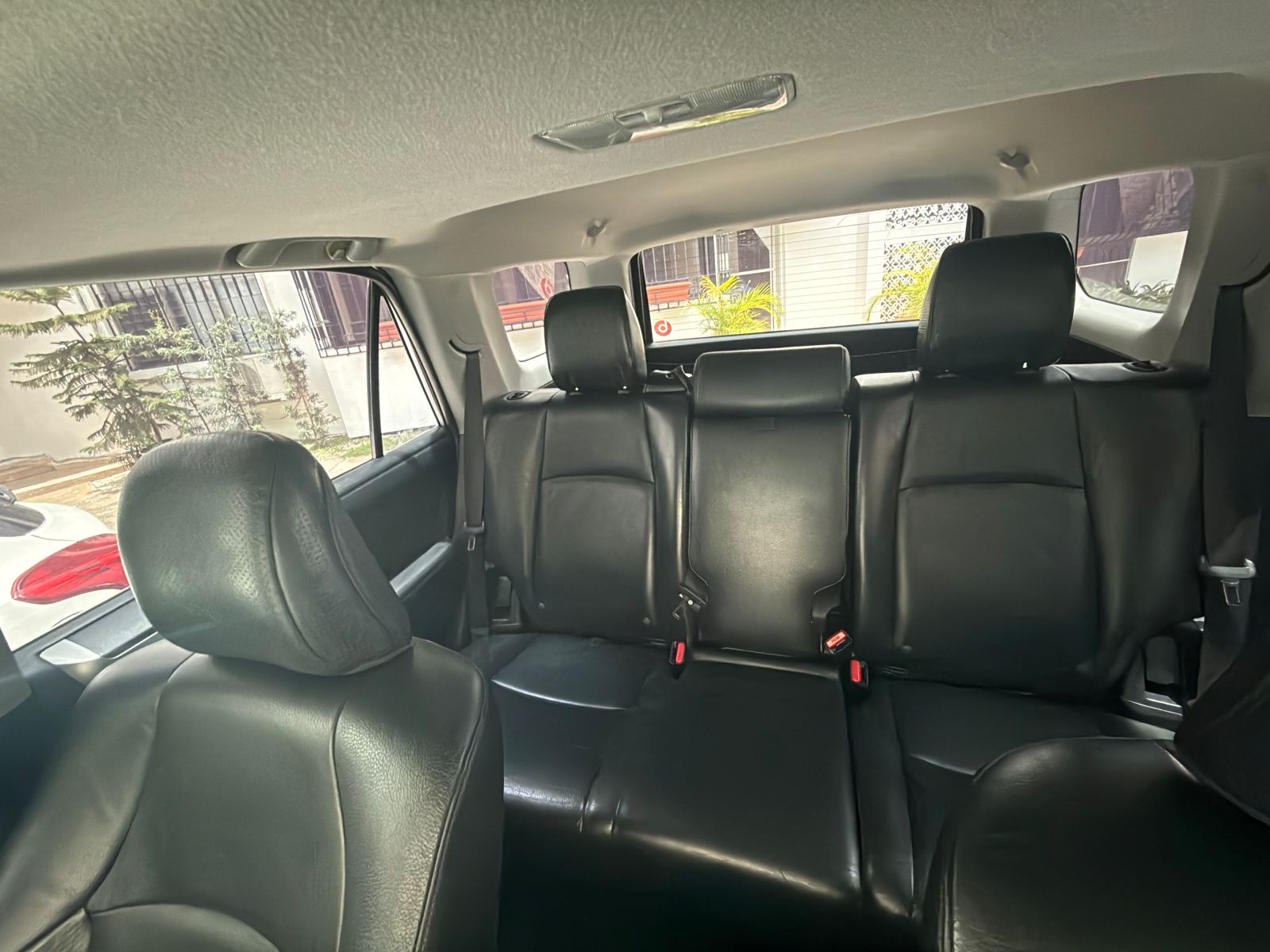jeepetas y camionetas - Toyota 4runner 2011 como nueva  4
