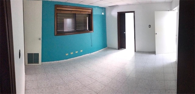 oficinas y locales comerciales - Propiedad comercial en venta 4