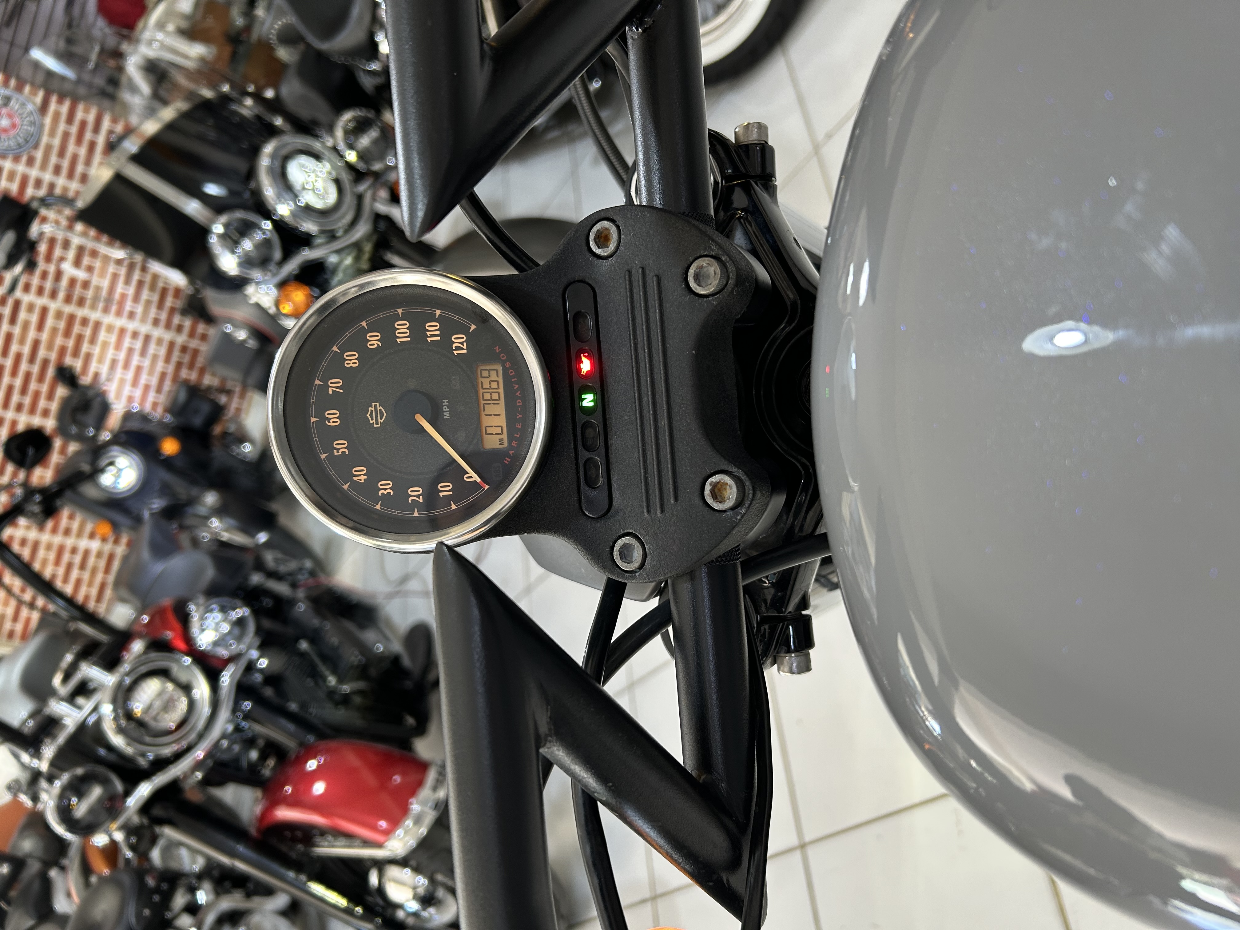 motores y pasolas - Sportster XL 883 año 2016 6