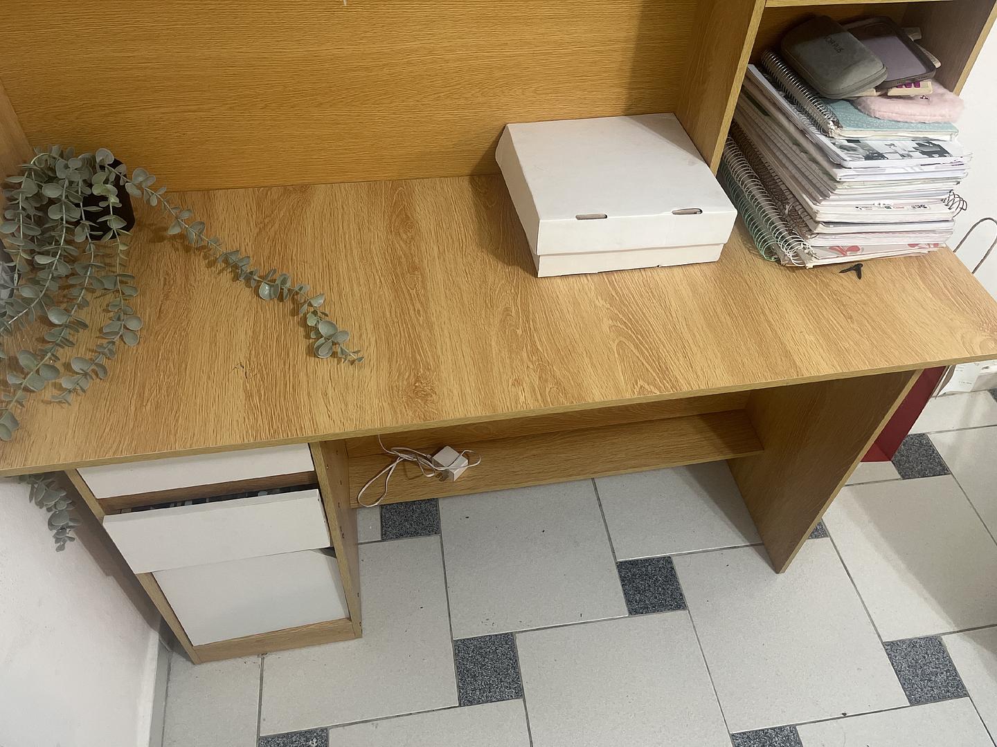 muebles y colchones -  ¡Escritorio Multifuncional con Estilo Nórdico!  📚✨
 3
