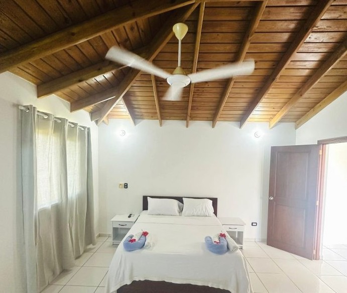 casas - Venta, Villa de 3 Habitaciones Ubicada en el Centro de Las Terrenas, Samaná 8