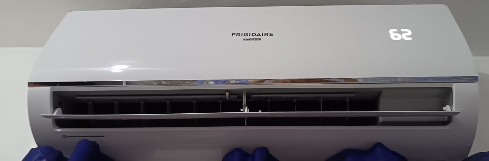 aires acondicionados y abanicos - Venta de aire FrigidAire como nuevo