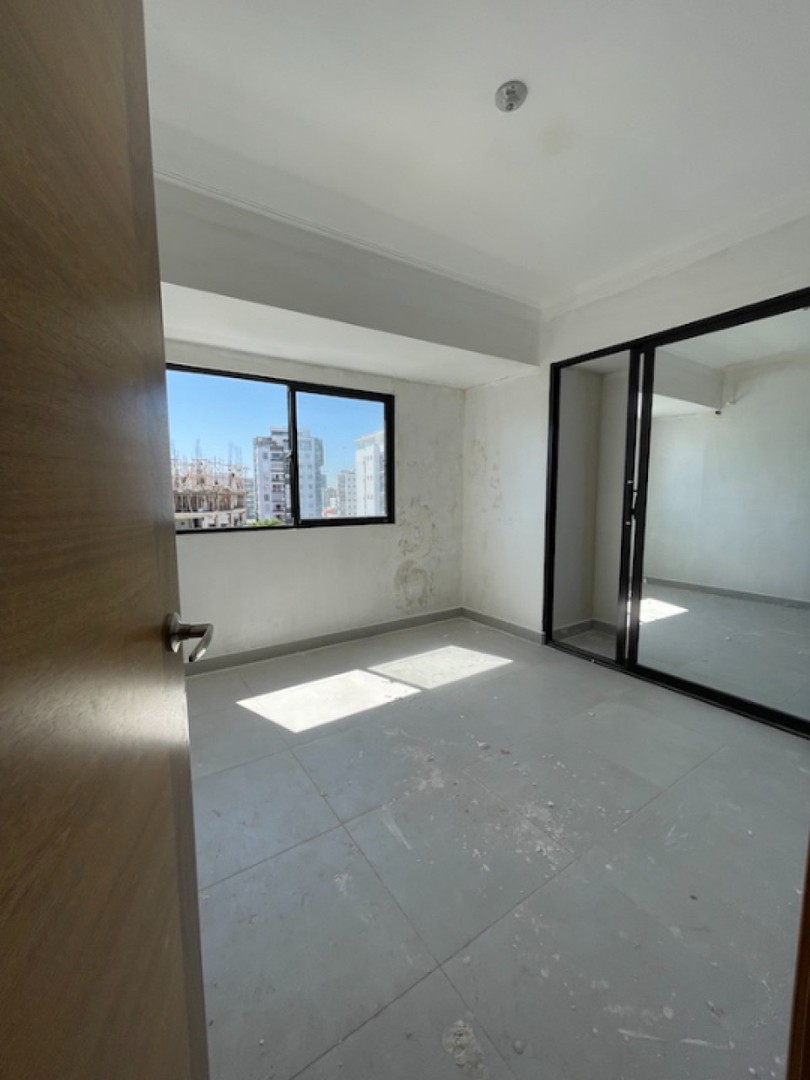 apartamentos - VENDO APARTAMENTO EN EVARISTO MORALES 6