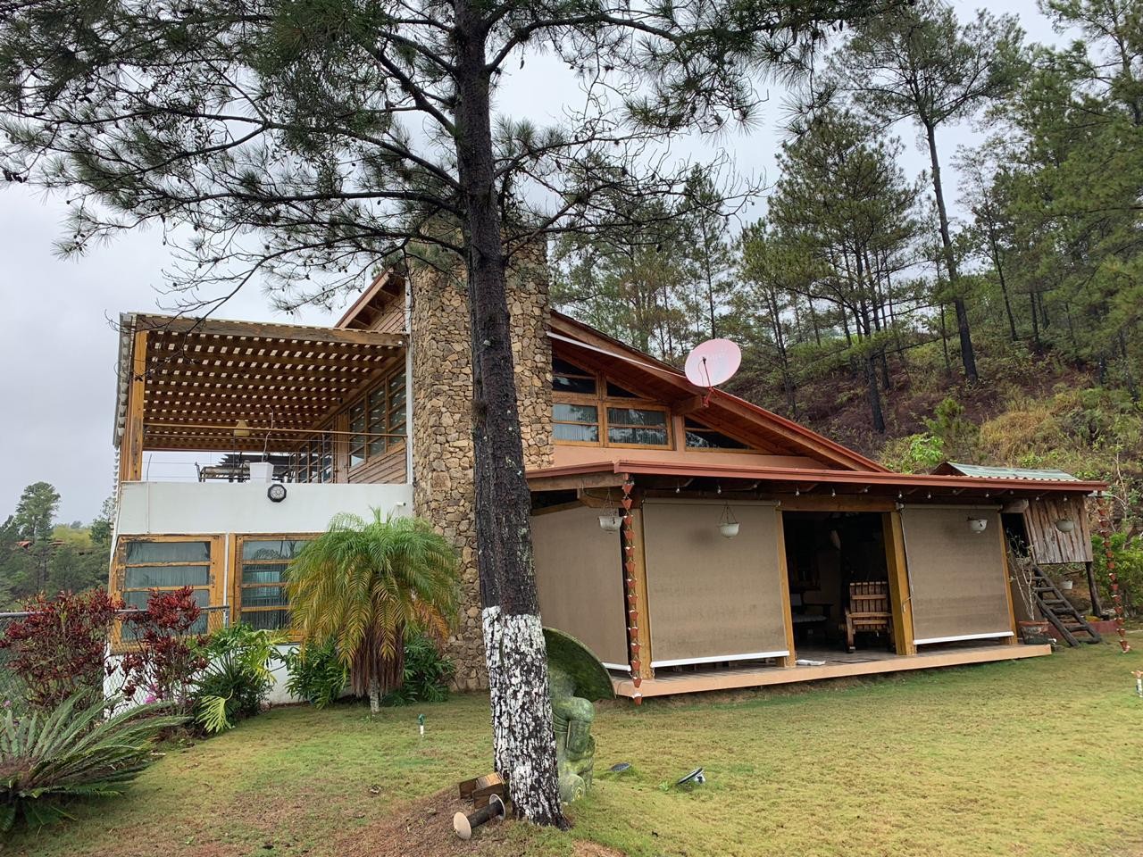casas vacacionales y villas - Hermosa villa en Jarabacoa 0