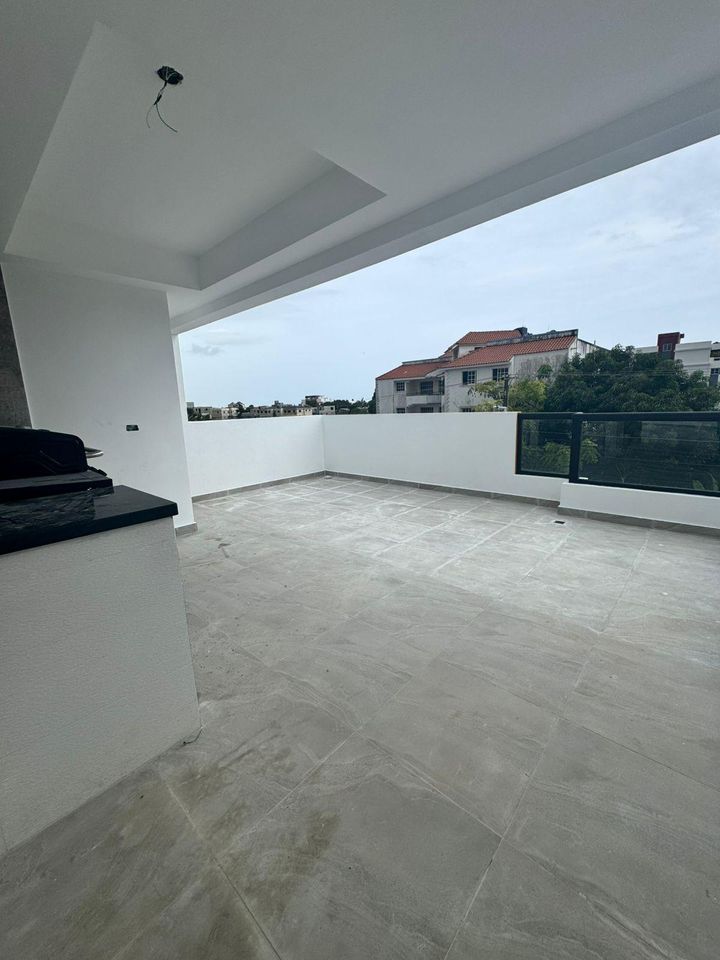 casas - Casa en venta en la autopista de San Isidro  3