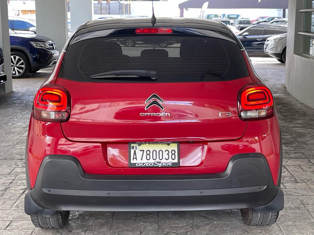carros - ¡EN VENTA! CITROËN C3 2018 – COMO NUEVO 2