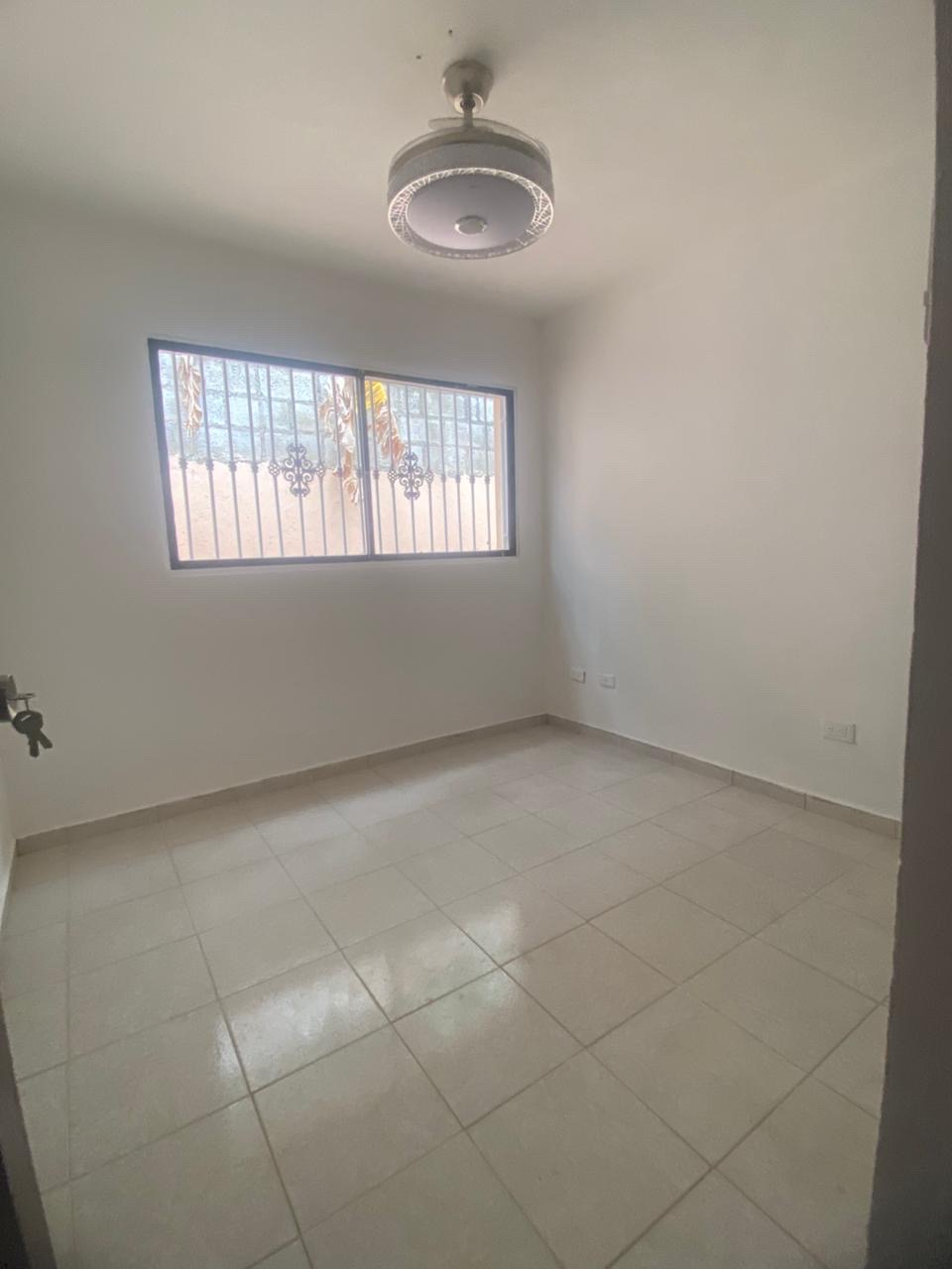 casas - venta de casa en la autopista de San isidro Brisa oriental con 352mts 6