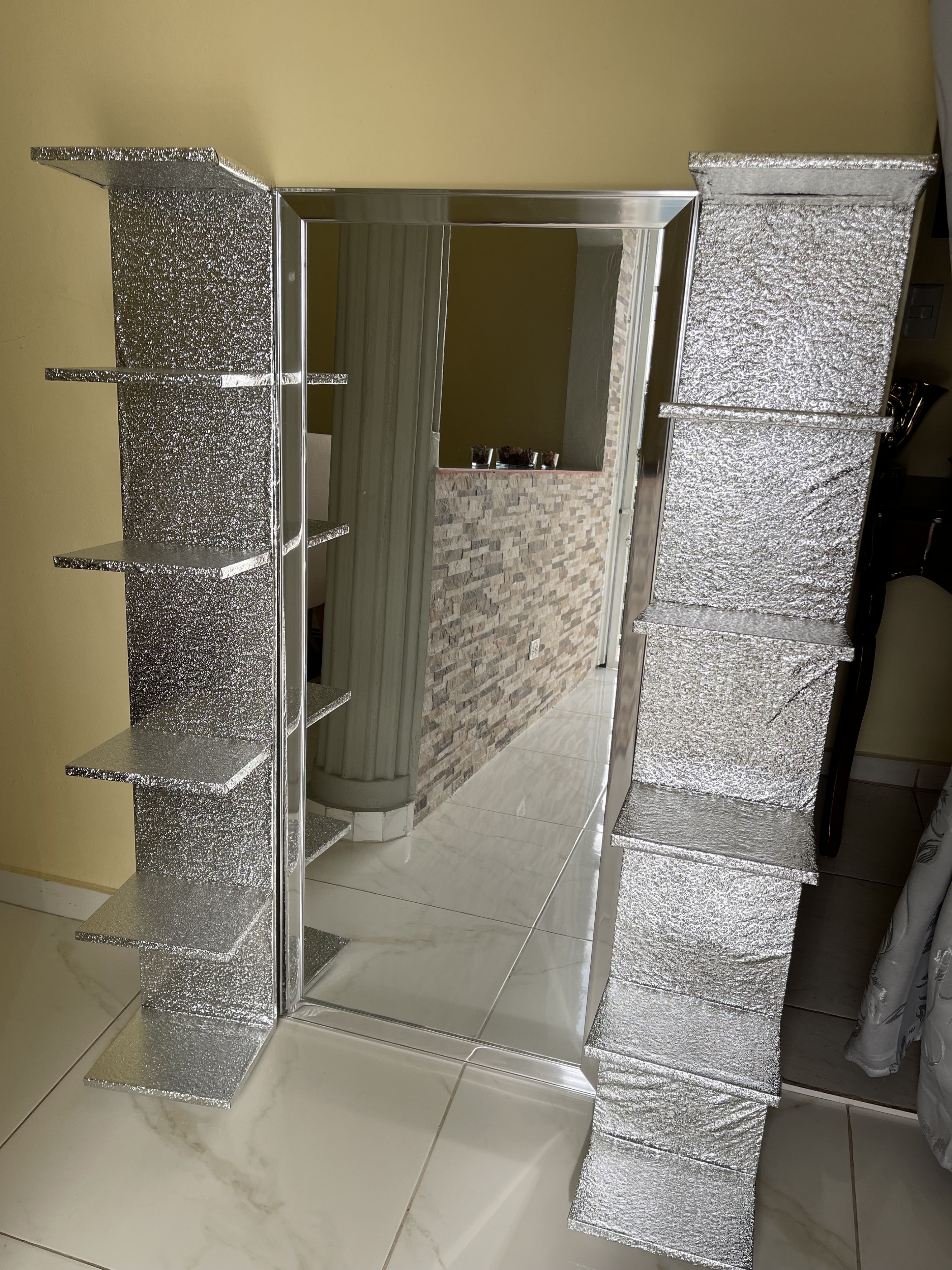 decoración y accesorios - espejo grande mas estantes  3
