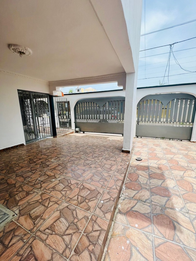 casas - 🔥VENDO DE OPORTUNIDAD 🏡CASA DE 2 NIVEL 📍 SECTOR CABIRMA DEL ESTE 1