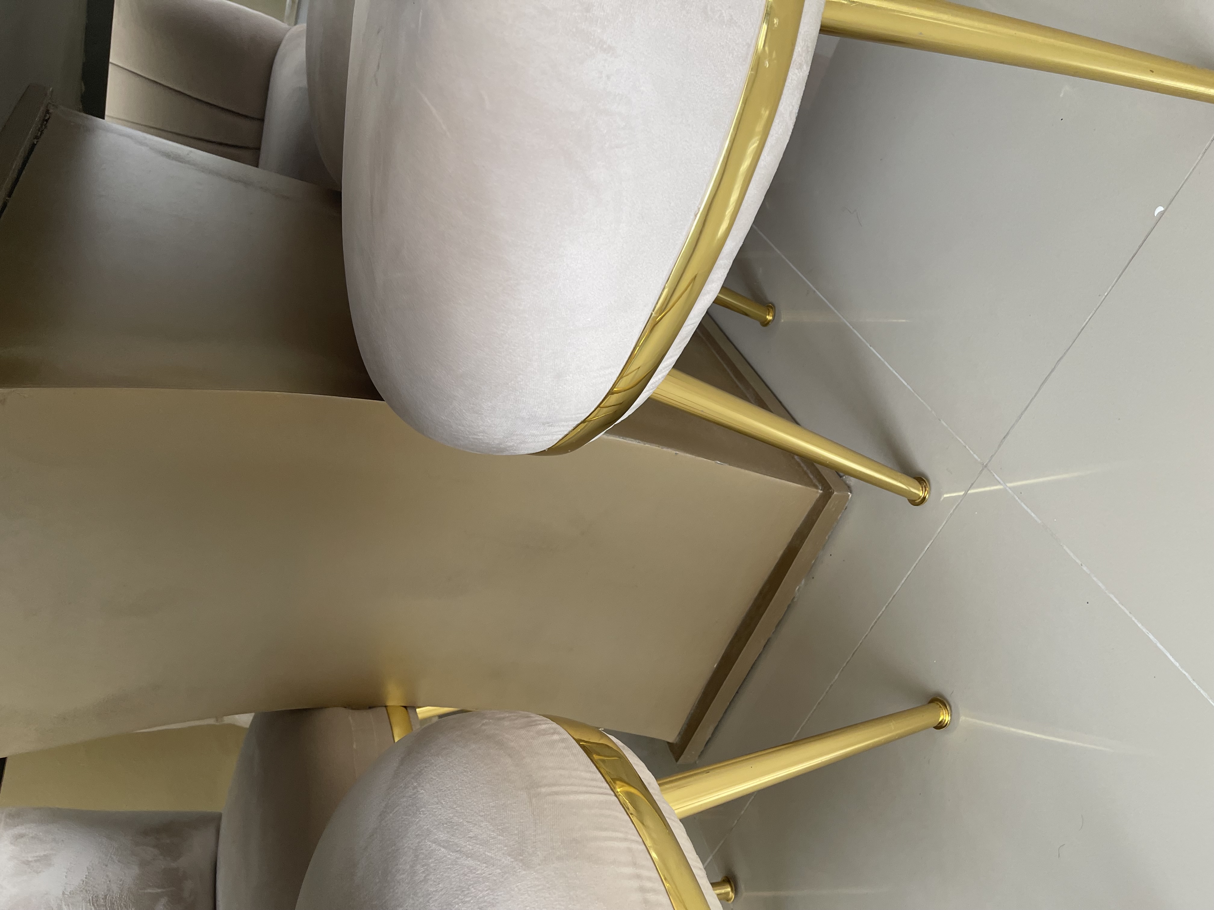 muebles y colchones - Comedor de 6 sillas tope de mármol  1
