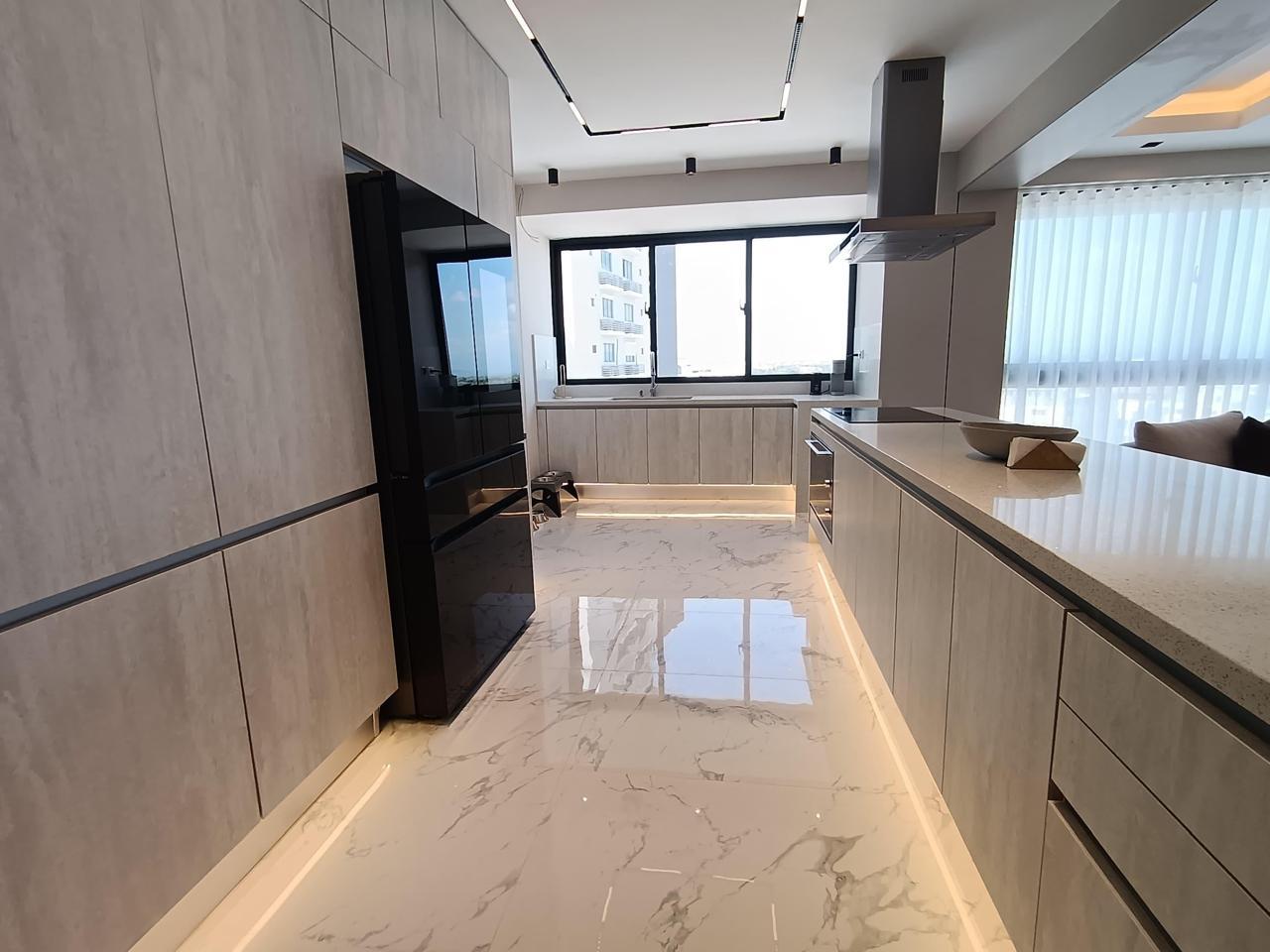 apartamentos - Vendo piso alto urbanización real tres hab con bañ 2