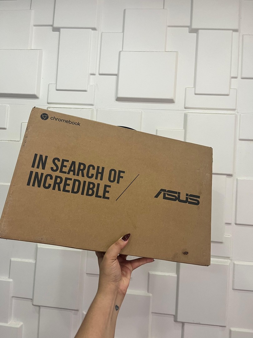 computadoras y laptops - ASUS CX55 CHROMEBOOK 512GB SSD/16GB RAM 15.6" NUEVA  0