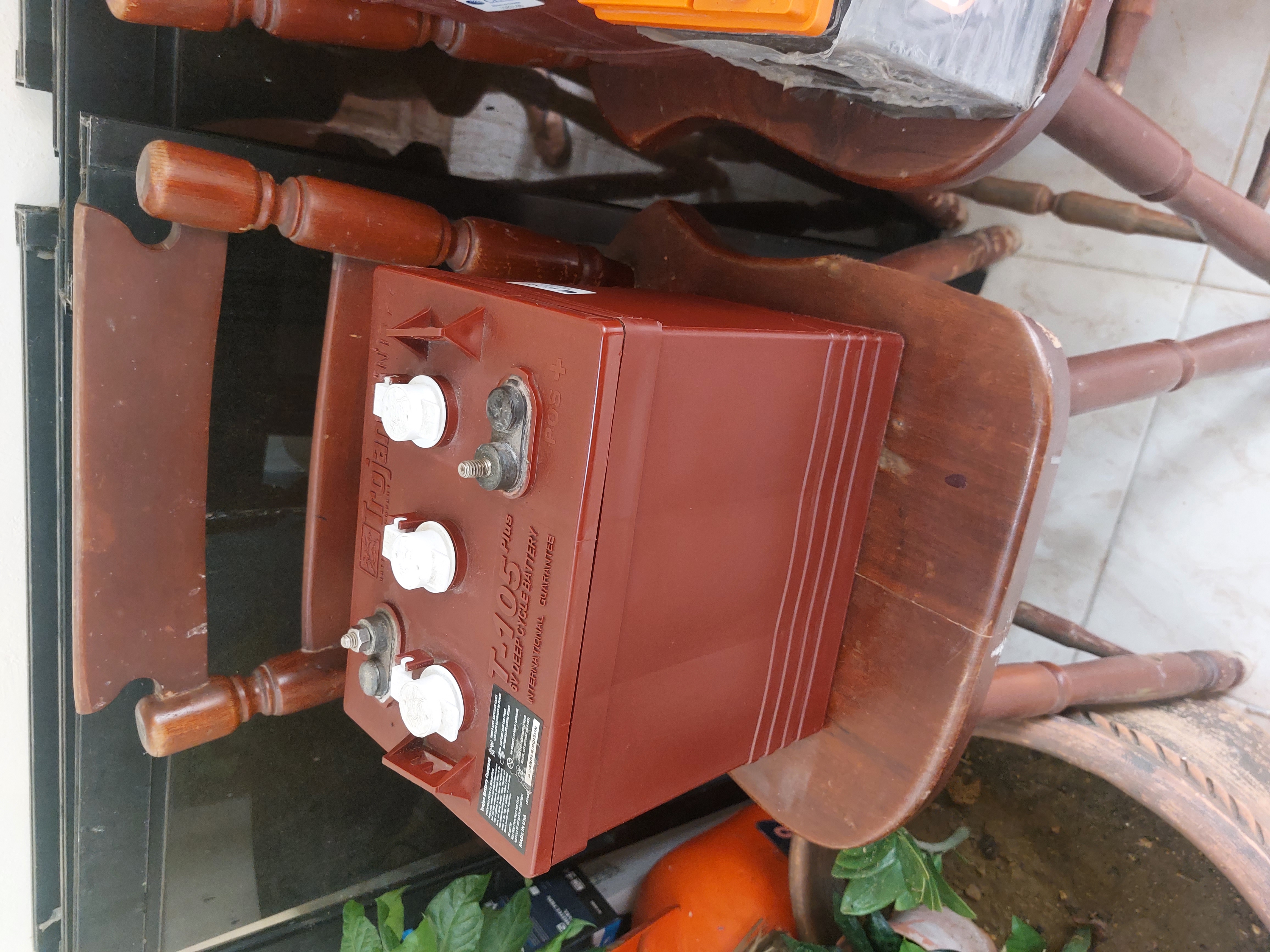 electrodomesticos - Venta de una sola bateria trojan usada como nueva. 0