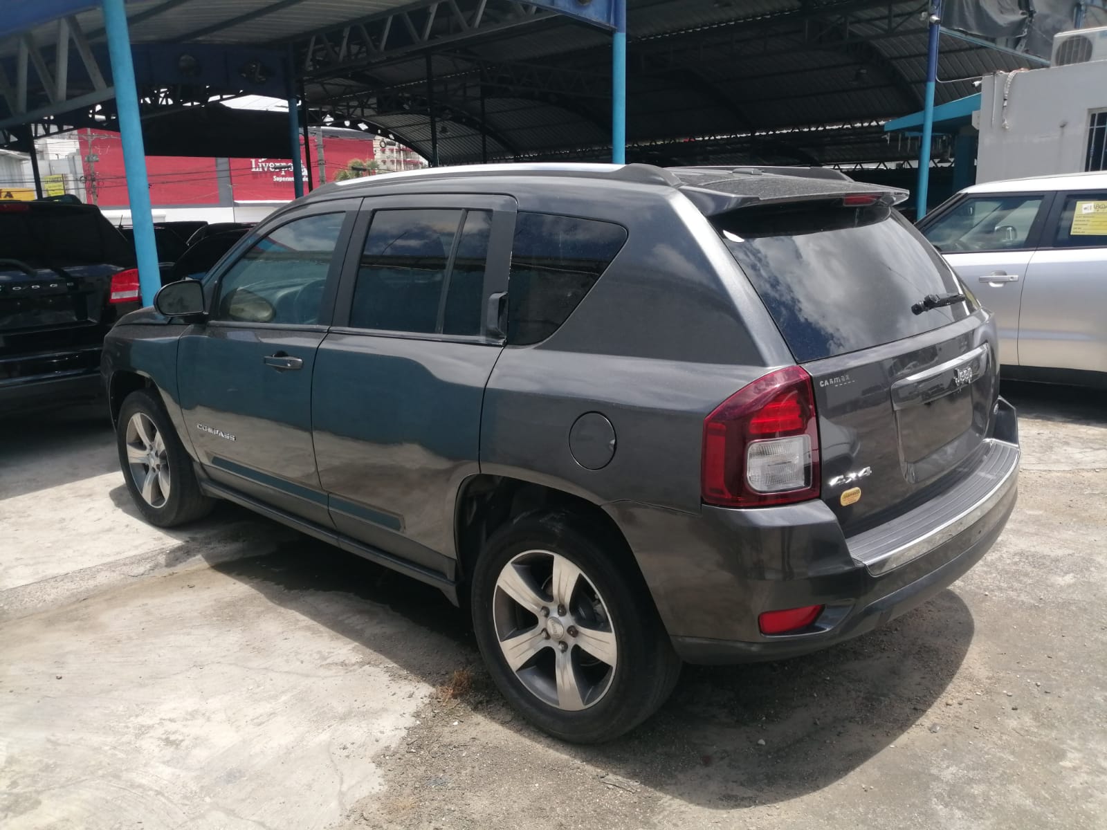 jeepetas y camionetas - JEEP COMPAS HIGH LATIDUDE 4X4 2016 4