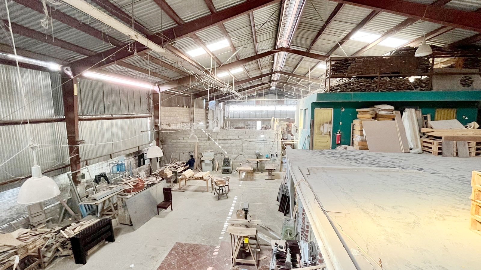 oficinas y locales comerciales - nave en herrera en venta  1