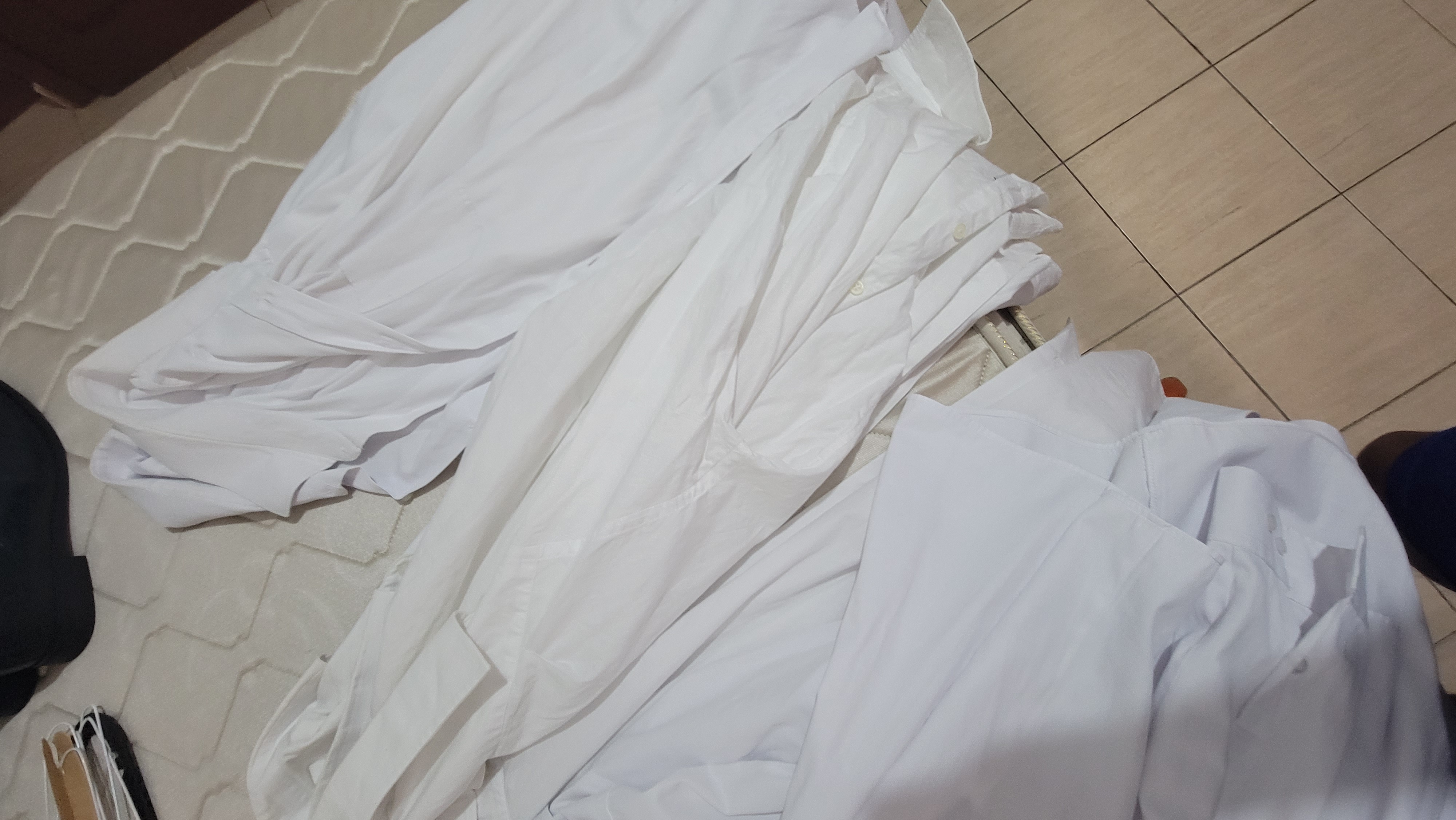 zapatos para hombre - **Vendo camisas prácticamente nuevas, size M, L 6