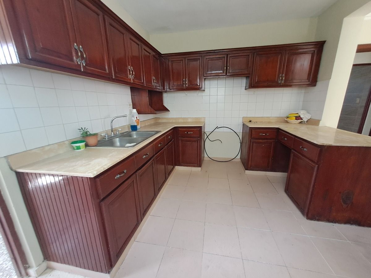 apartamentos - Apartamento 4to piso Urb. Solimar 0